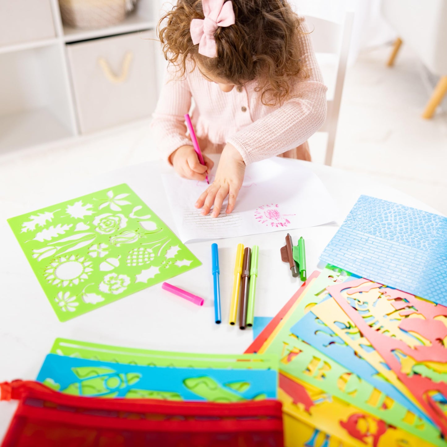Melissa & Doug Created by Me! Stencil Art Coloring Activity Kit in Storage Pouch - 170+ Designs, 6 Markers, 2 Crayons, Paper - FSC Certified