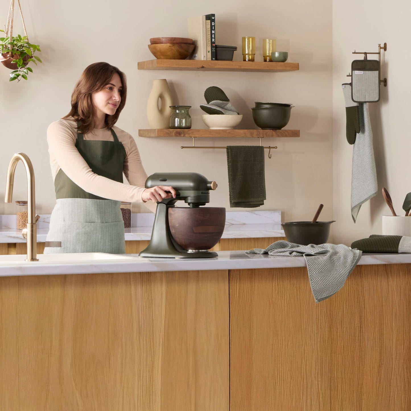 KitchenAid® Evergreen Design Series Herringbone Apron, 100% Cotton, Adjustable Straps, Deep Forest Green, 32"x28"