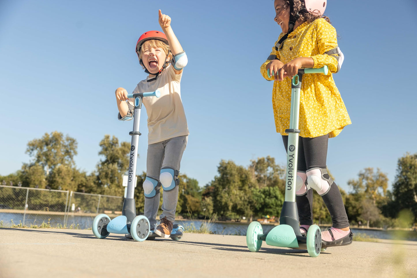 Yvolution Green Glider Nua Kids 3 Wheel Scooter, Foldable, LED Wheels, Adjustable Handlebar, for Boys and Girls Ages 3 to 10 Years Old