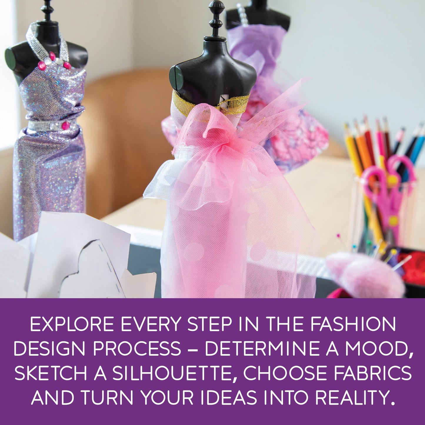 MindWare Run The Runway Fashion Design Kit for 8 Year Olds and Up