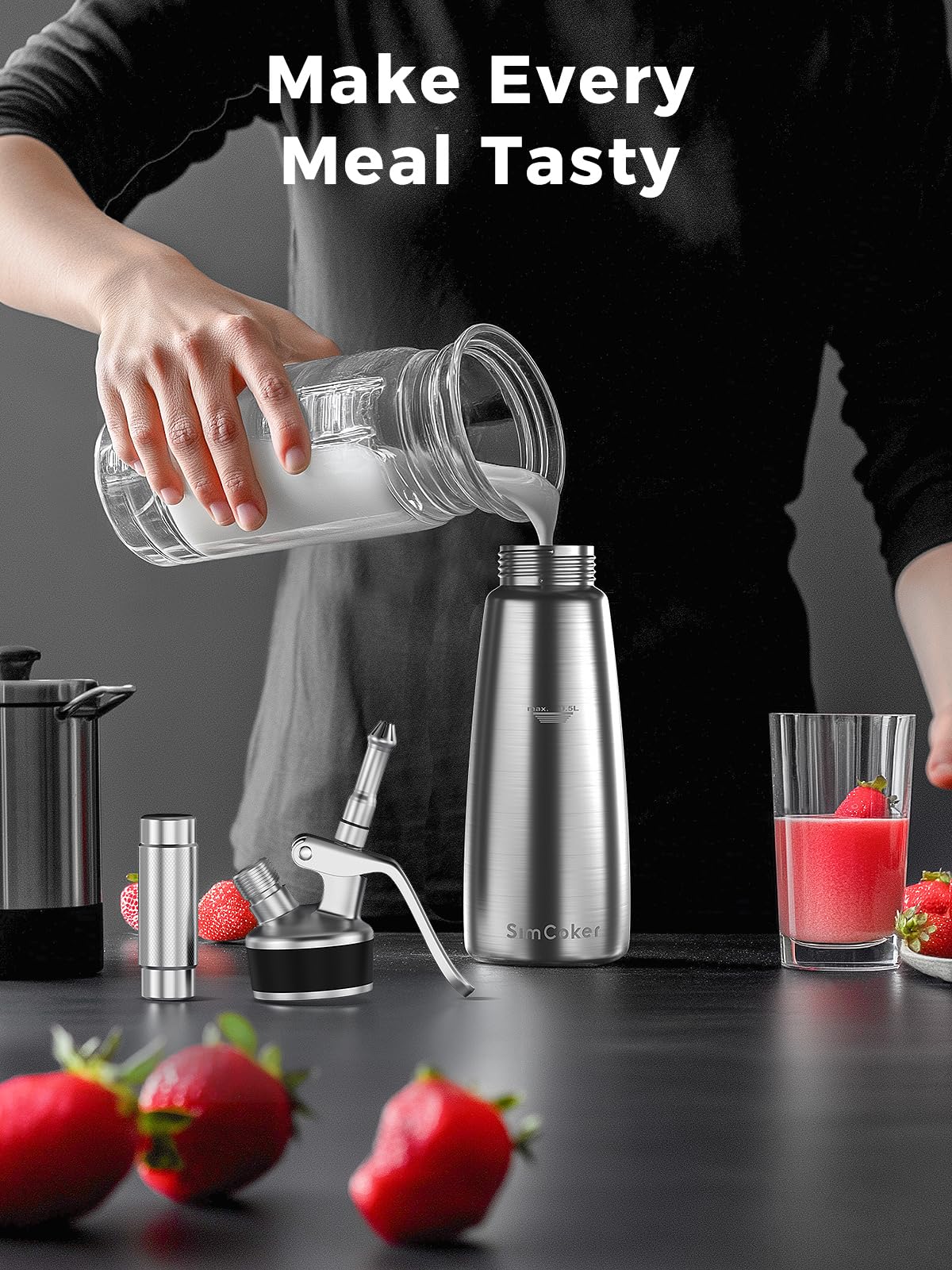 Professional Stainless Steel Whipped Cream Dispenser – 500 mL / 1 Pint, Includes 3 Decorating Nozzles, Cleaning Brush & Storage Bag – Ideal for Desserts, Coffee & Pastries (N₂O Chargers Not Included)