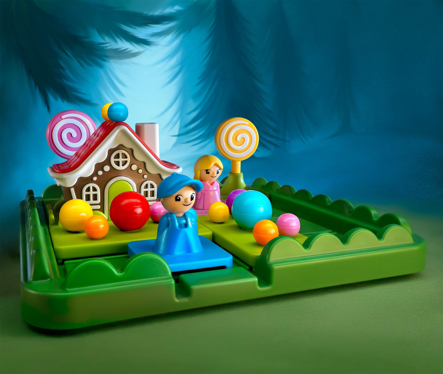 SmartGames Hansel & Gretel’s Candy Adventure – Preschool Logic Game with 48 Challenges, STEM Puzzle Toy for Ages 4–7, Single Player Brain Game with Fairy Tale Theme