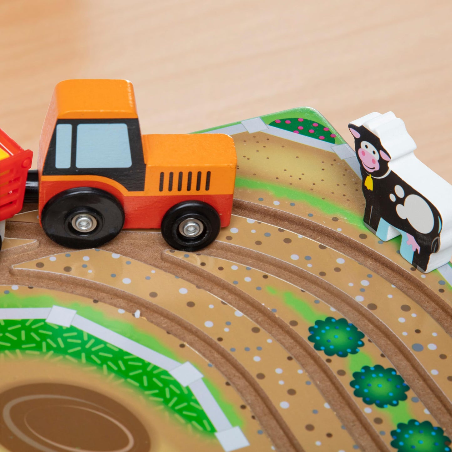 Melissa & Doug 17-Piece Wooden Take-Along Tabletop Farm, 4 Farm Vehicles, Play Pieces, Barn, Grain HouseTake-Along Pretend Play Toy Barn Toys for Toddlers Ages 1+