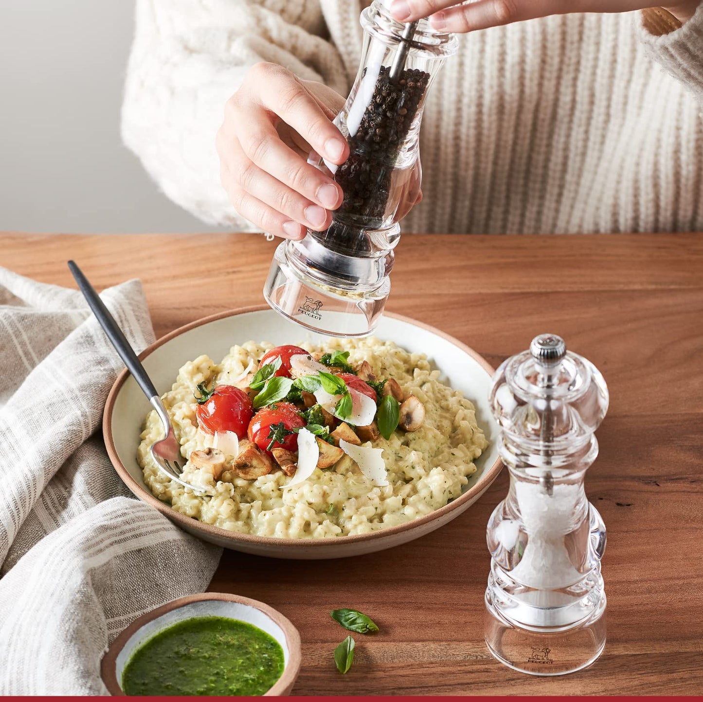Peugeot - Nancy Manual Salt and Pepper Mill Set - Transparent Adjustable Grinders - Acrylic, Clear, 4.7 Inches