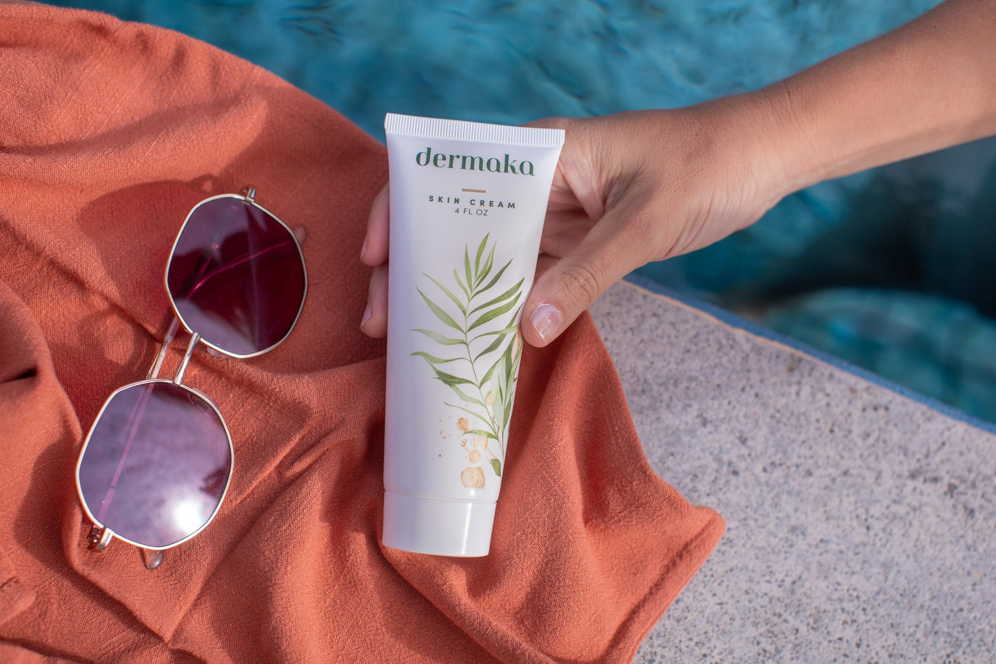 Dermaka Skin Cream 4 oz. All-Natural Skin Cream- Formulated by a surgeon to aide in healing damaged skin. Moisturizing Lotion helps issues that may cause skin irritation.