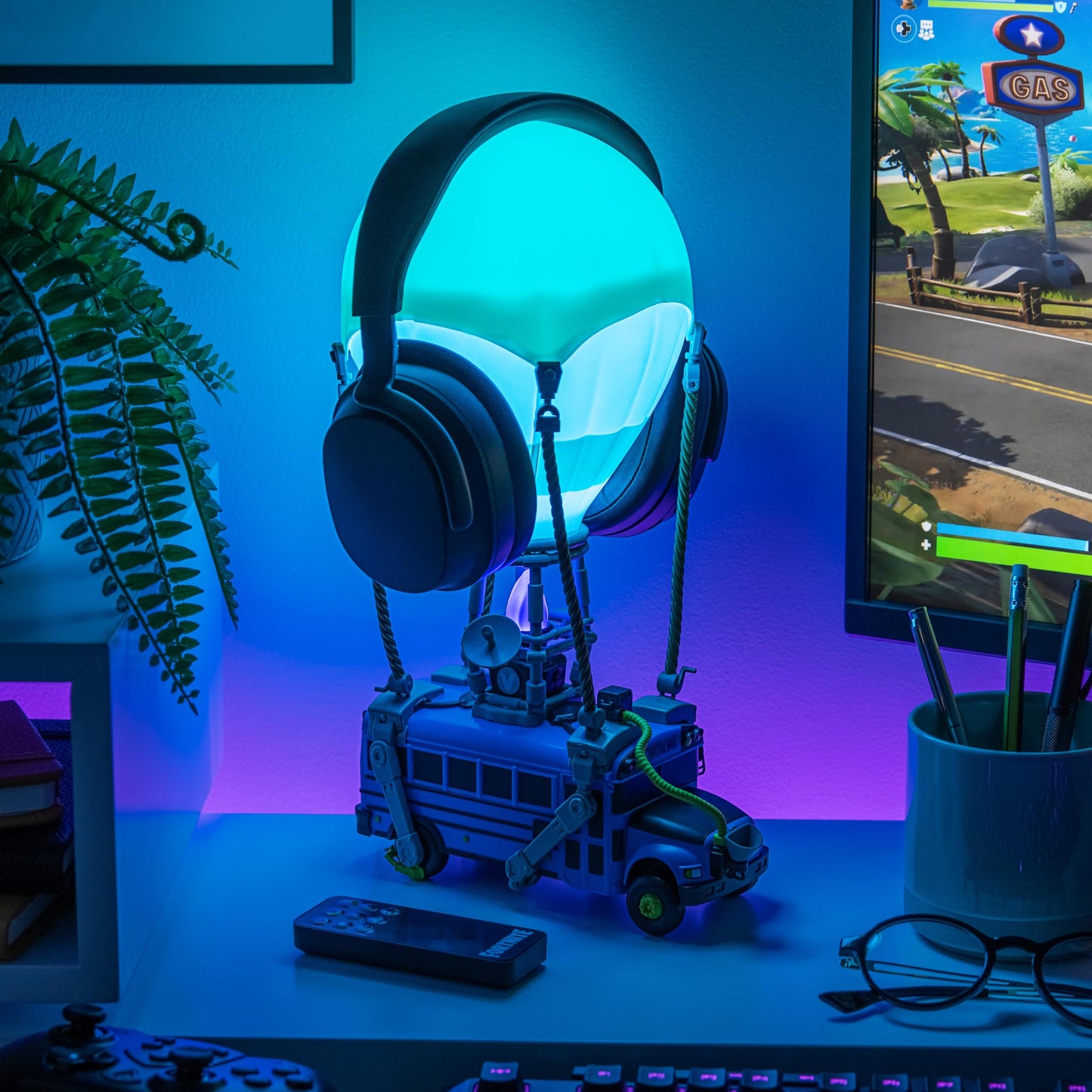 Paladone Fortnite Battle Bus Light, Officially Licensed Color Changing LED Gaming Lamp with Headphone Stand for Gamer Rooms, Bedrooms, Homes, Gift Idea