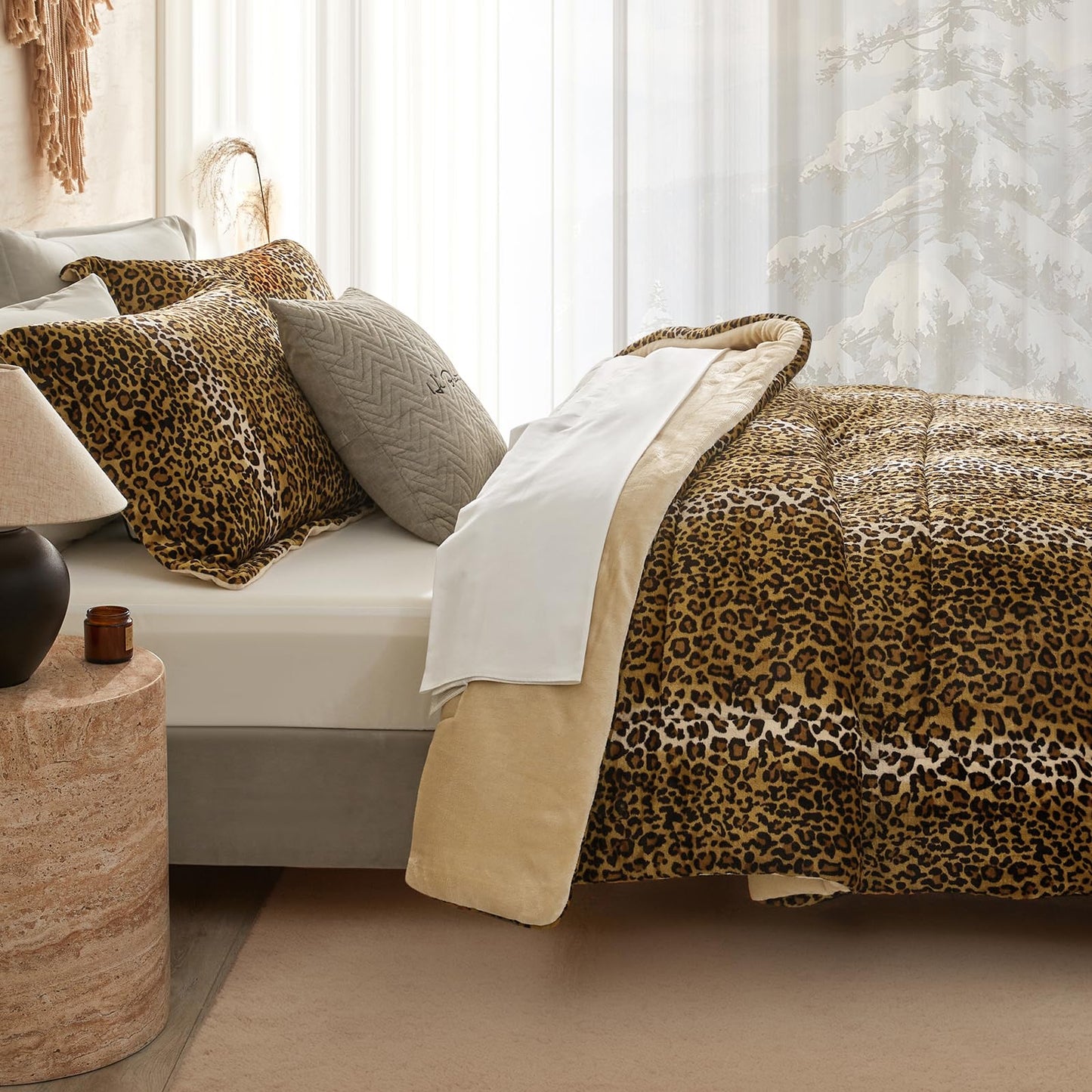 Petrichor Leopard Velvet Flannel King Comforter Set-Cheetah Print Western Blanket,Luxury Fuzzy Heavy Bedding Set,3 Pieces Plush Winter Bed Set with Comforter (90"x104")&2 Pillow Shams (20"x36"