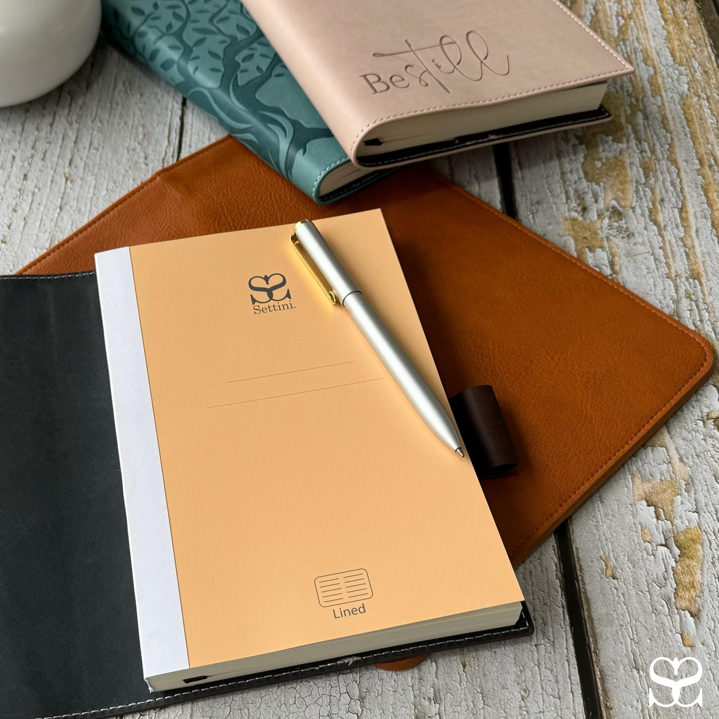 SETTINI® Tree of Life Refillable Writing Journal for Women & Men - Vegan Leather Lined Journal Notebook with Premium Pen - A5 (8.75 x 6 inches), 256 Pages of 100gsm Paper, Beautiful Gift Box Included