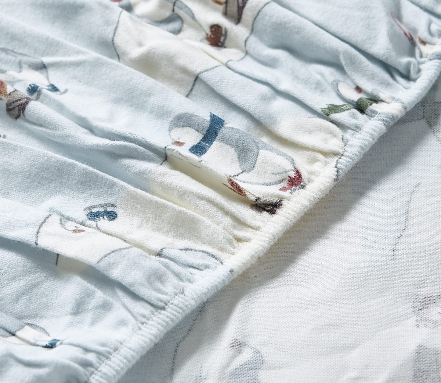 Eddie Bauer - Flannel Sheets KingSize, Anti-Pilling & Wrinkle Resistant Cotton, Touchably Soft for All-Season Comfort - Bed Sheets with Matching Pillowcase & Fitted Sheet (Skating Penguin)