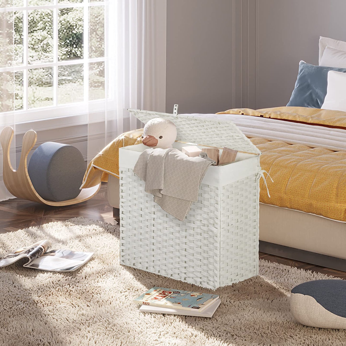 Greenstell Laundry Hamper with Lid, 125L Large Clothes Hamper with 3 Section & 2 Section Removable Liner Bags & 5 Mesh Laundry Bags, Handwoven Synthetic Rattan Divided Laundry Basket, White