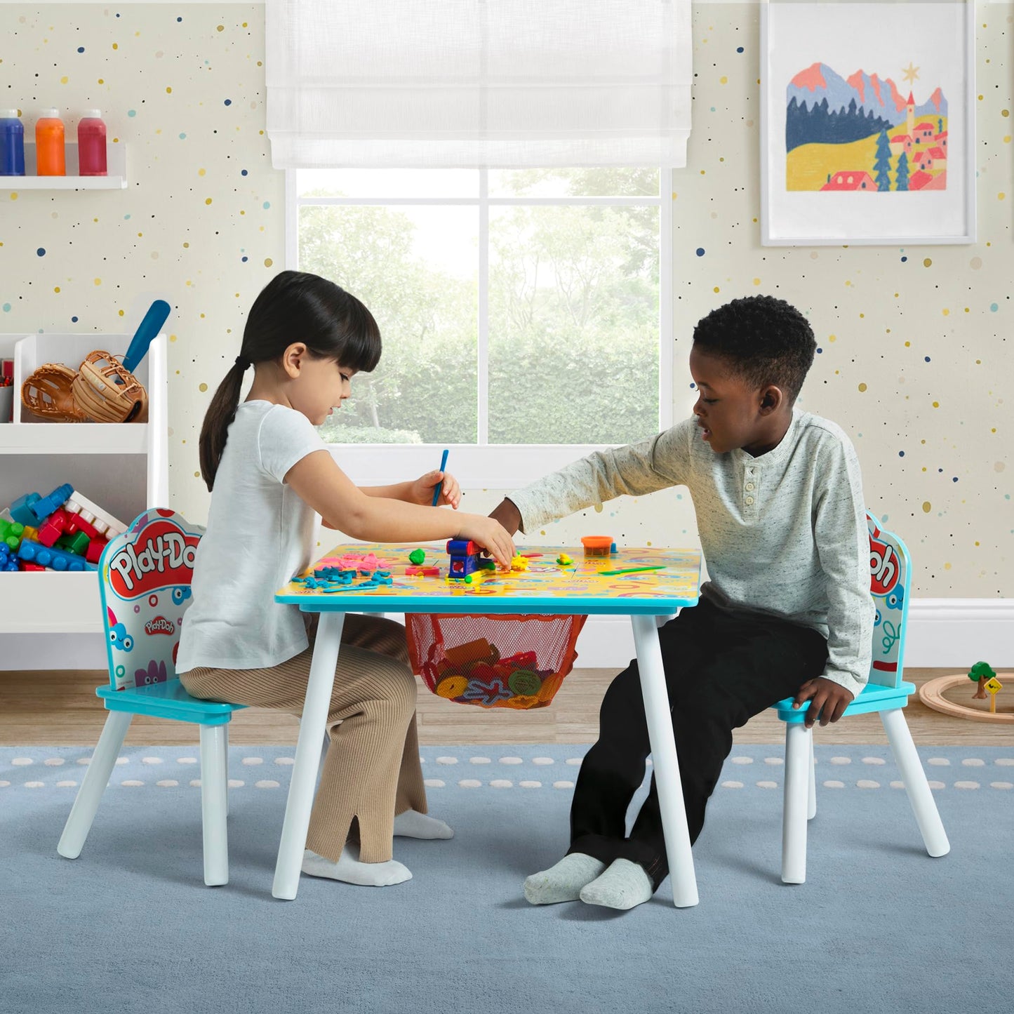 Delta Children- Play Doh Table and 2 Chair Set – Includes 10-Pack of Assorted 1oz Play Doh Cans and 51 Accessories