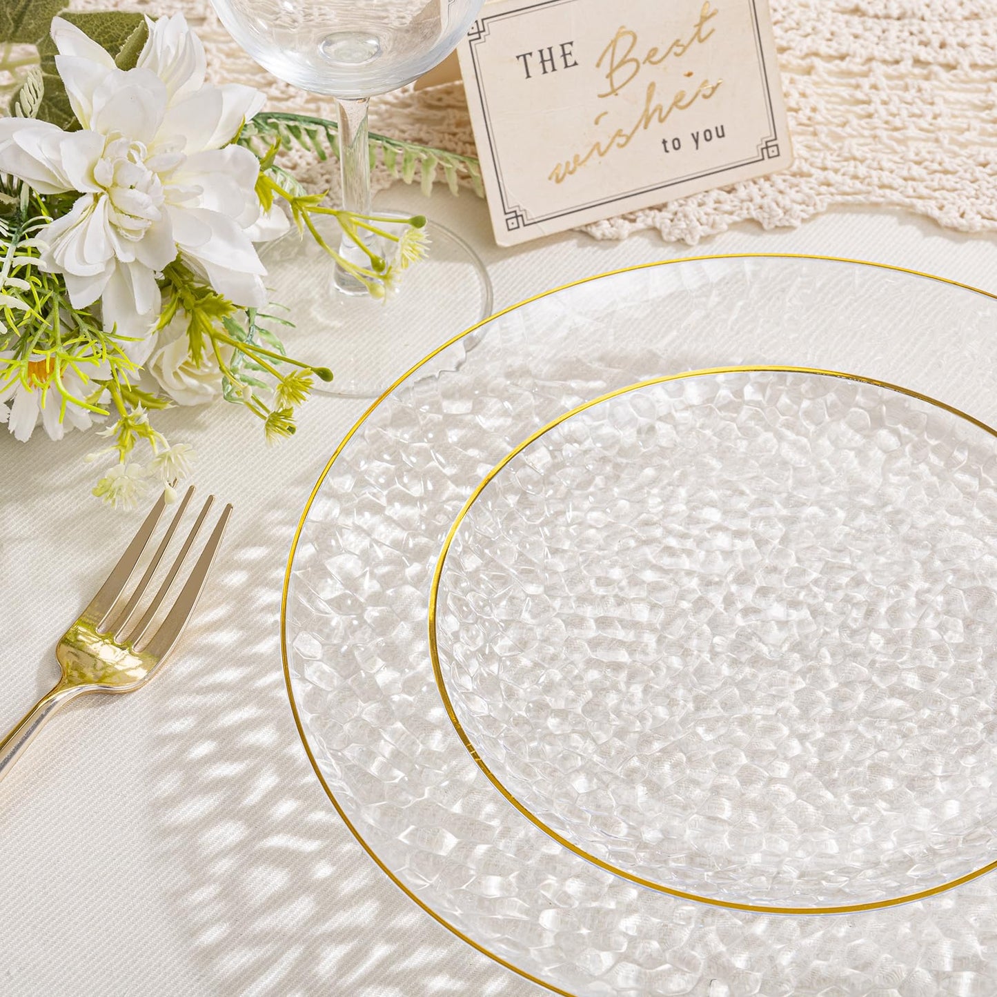 SUT 100Pcs Clear Plastic Plates, Hammered Plates Disposable Heavy Duty, Clear Disposable Plates With Gold Rim, Fancy Plastic plates Include 50 Dinner plate and 50 Dessert plate for Wedding