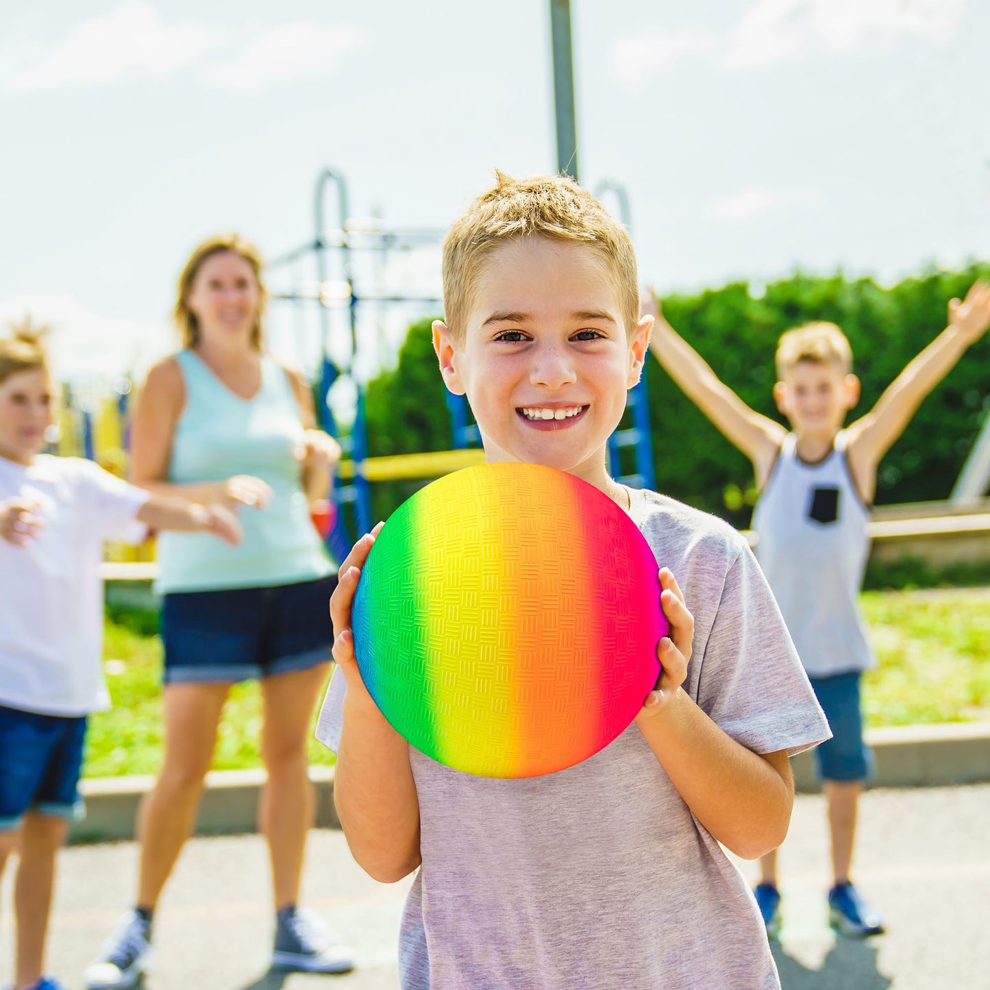 Mic Micsoa Playground Balls Kickballs Bulk 8.5 Inch, Rainbow Playground Ball Set for 3+ Kids and Adults, Dodgeball Kick Balls Handball for Indoor & Outdoor Schoolyard Games with Hand Pump(4 Pack)