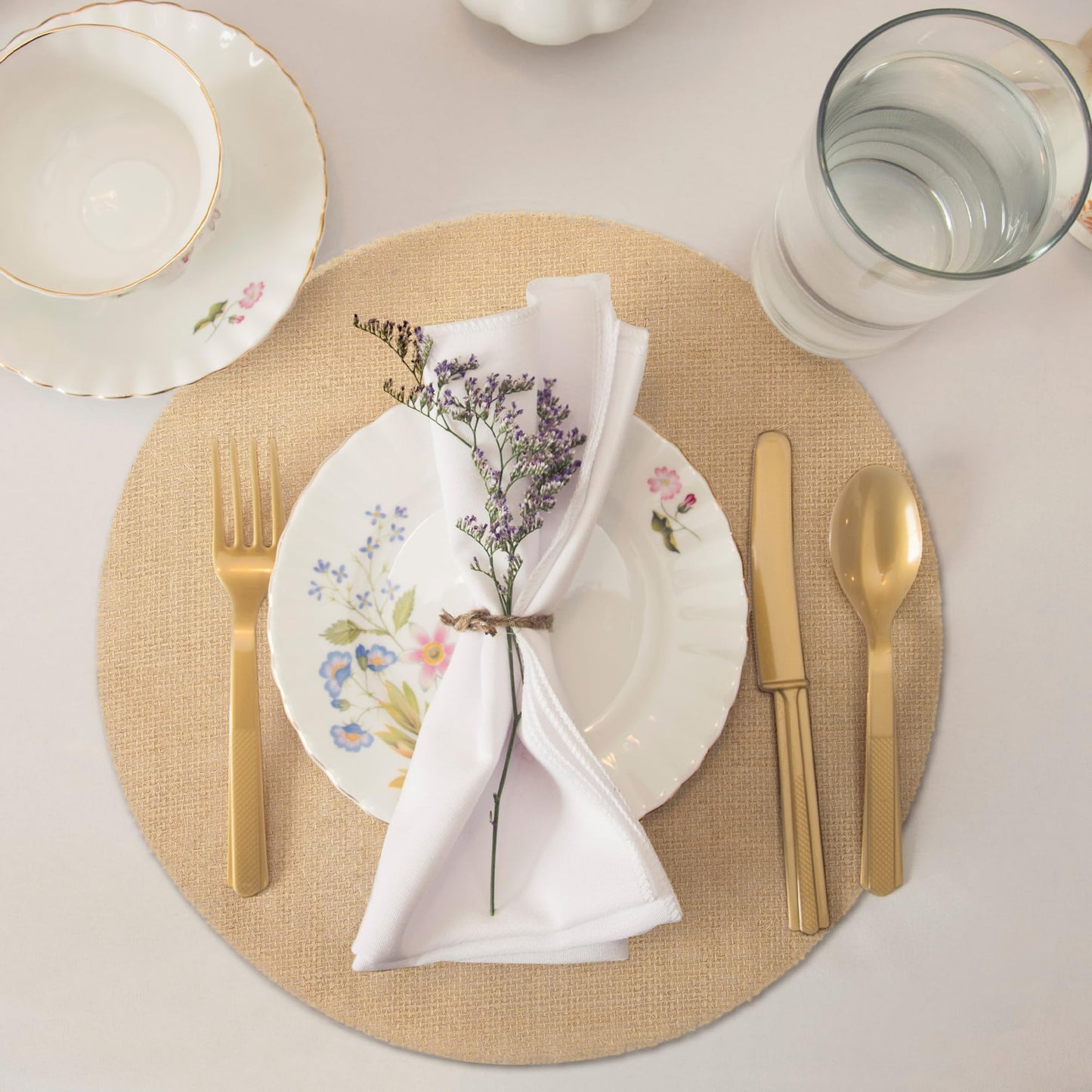 Kochorie 100 Pieces Burlap Placemats 11.8 Inch Round Reusable Brown Table Mats Natural Jute Fibers Placemats Bulk Circle Rustic Table Decorations for Dining Wedding Holiday Farmhouse Supplies