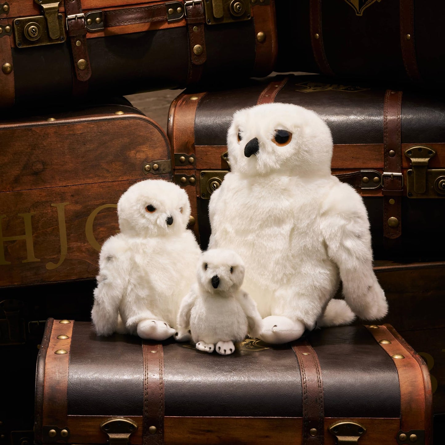 Harry Potter Hedwig Soft Toy - Large 12" Plush Owl - Collectible Toy - White Snowy Owl with Yellow Eyes & Black Beak - Stuffed Animal Gift for Fans, Kids & Collectors