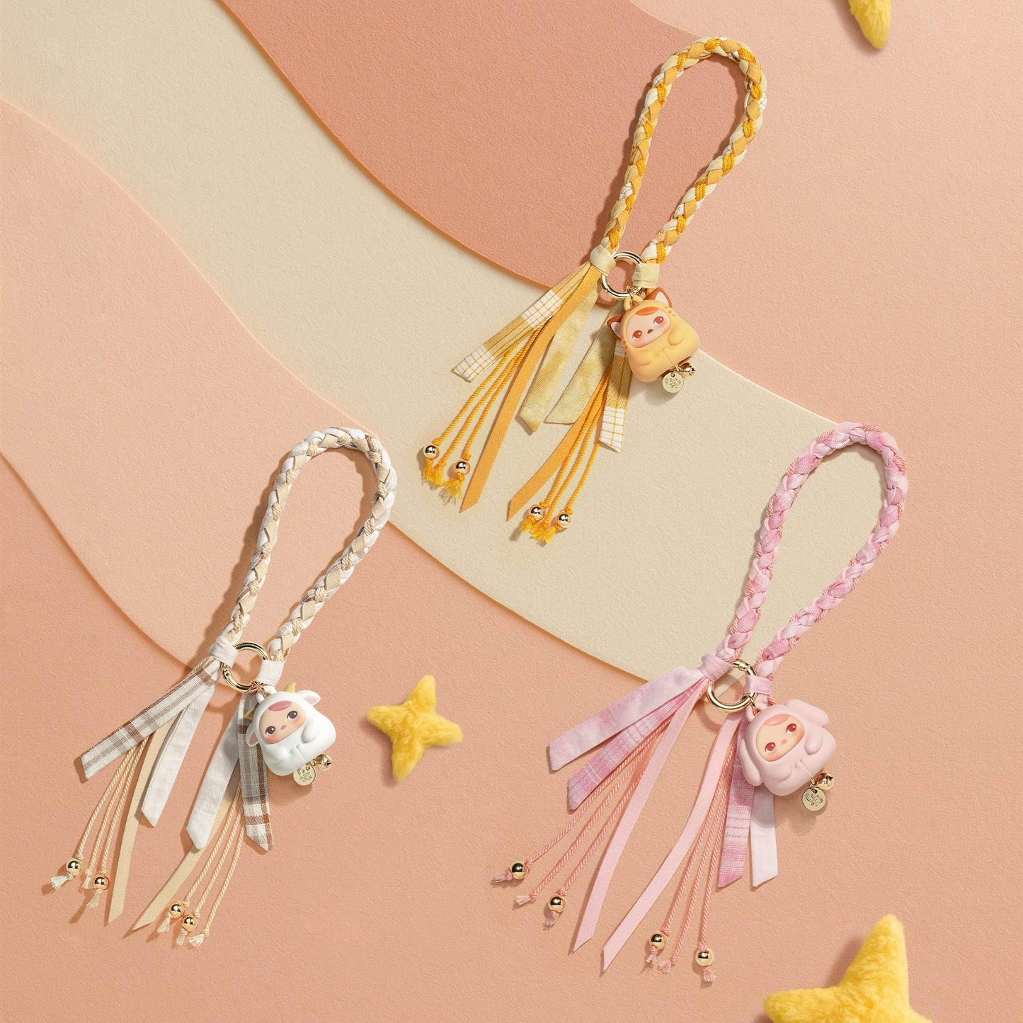 POP MART Pucky Tap Tap Babies Series-Pendant Blind Box, PUCKY Blind Box Action Figures, Random Design Lanyard for Home Decor, Birthday Gifts for Girls Boys Women Men, Single Box