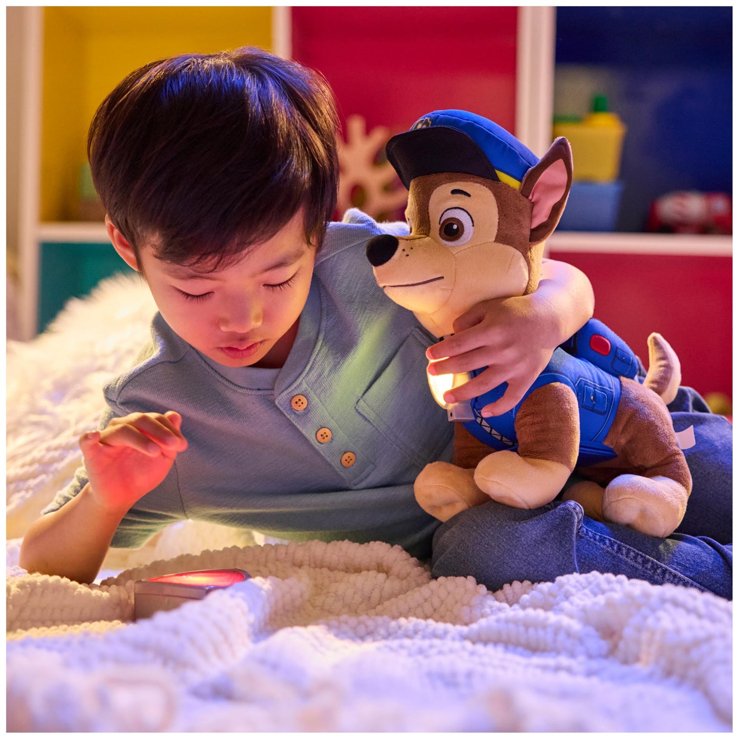 PAW Patrol Room Patrol Chase Interactive Plush Toy with Over 75 Sounds, Light-Up Badges, and 3 Play Modes, Kids Toys for Boys & Girls Ages 3 and Up
