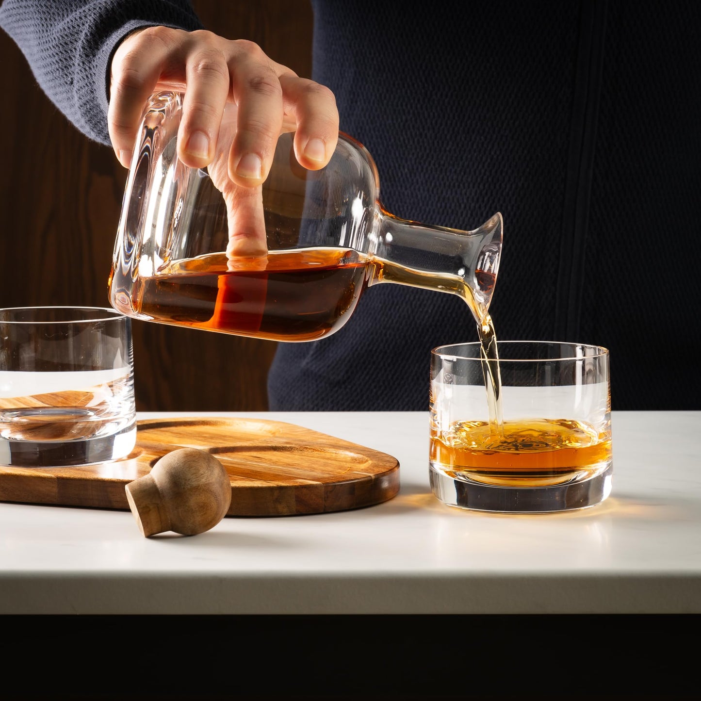 Cork & Mill Whiskey Decanter Set, Hand-Blown Lead-Free Crystal 800ml Liquor Decanter for Bourbon and More, Two 8oz Old Fashioned Glasses, Acacia Wood Stopper & Display Tray, Ideal Whisky Gift Set