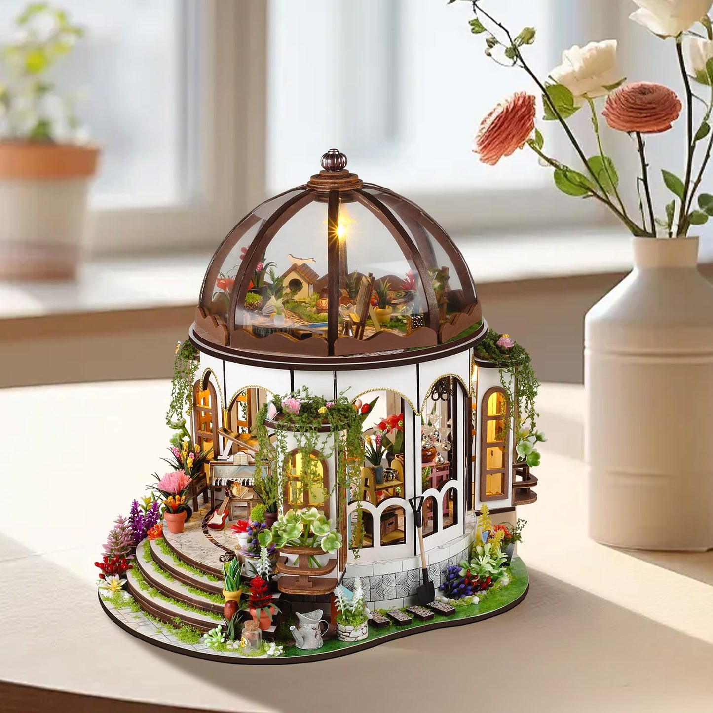 Foyucool DIY Miniature Dollhouse Kit, Castle Flower House, Adult DIY Enthusiasts, Unisex Adult