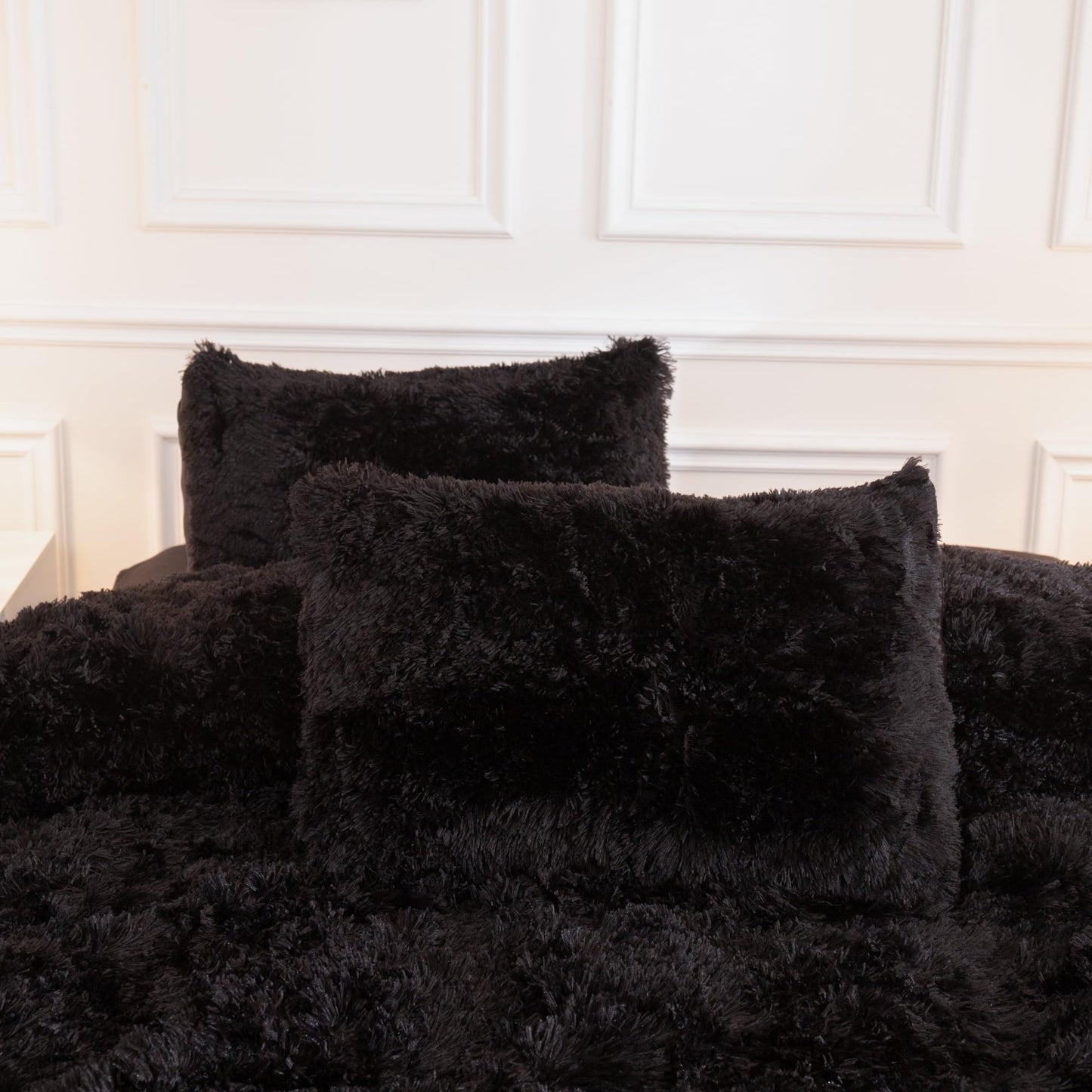 Andency Comforter Full Size Set Black, Fluffy Winter Faux Fur Warm Soft Plush Bedding Comforter Set (1 Velvet Comforter & 2 Pillowcases), Fuzzy Thick Heavy Puffy Comforters Bed Set