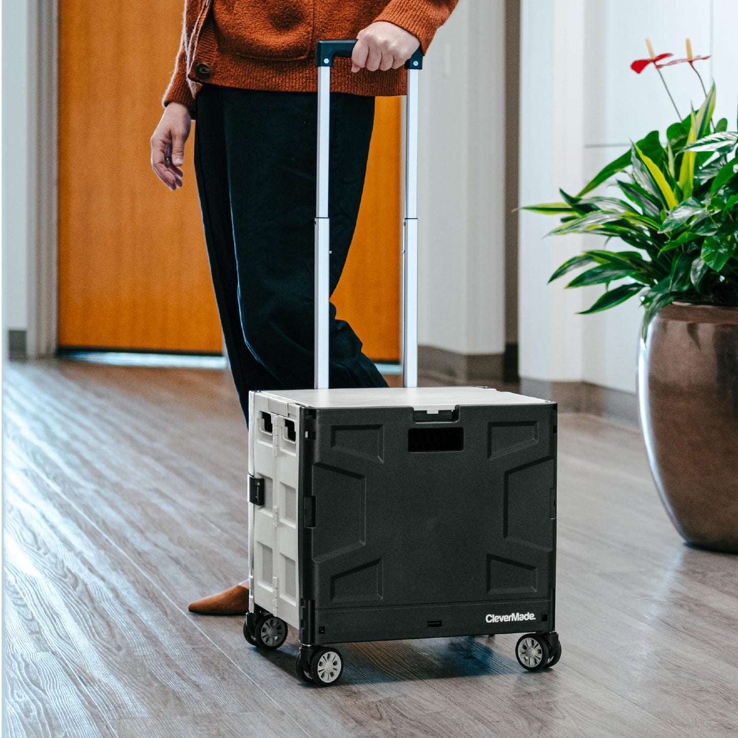 CleverMade Collapsible Crate on Wheels with Handle (35L, 4-Wheel) – Collapsible Rolling Cart with Lid, Foldable Utility Cart for Teachers, Groceries, Travel, Office Storage – Holds 75 lbs, Cool Gray