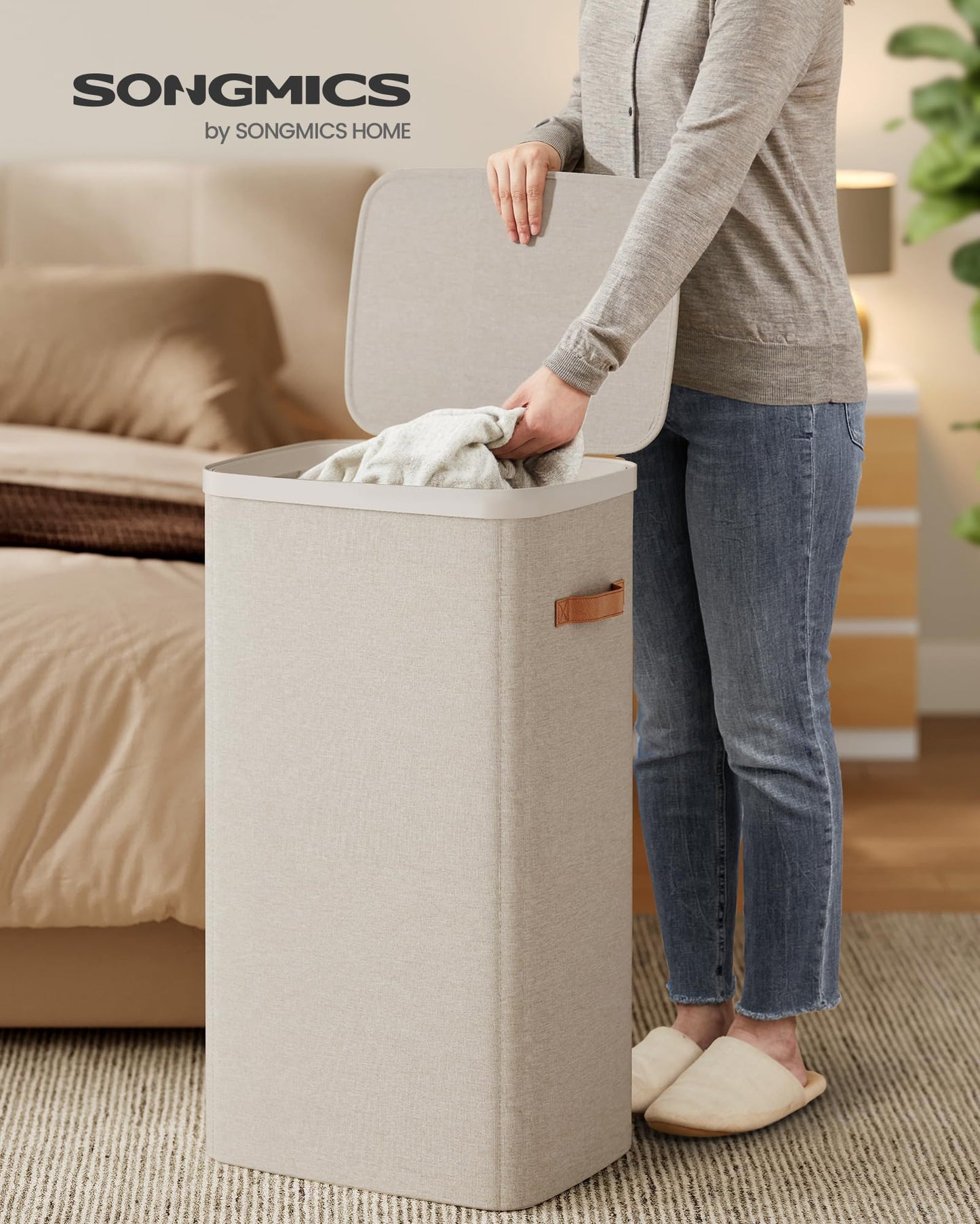 SONGMICS Laundry Basket, 26.4 Gal. Laundry Hamper, Easy Assembly, with Lid and Handles, Removable Liner, 16.5 x 12.6 x 29.5 Inches, Cappuccino Beige ULCB811LH01