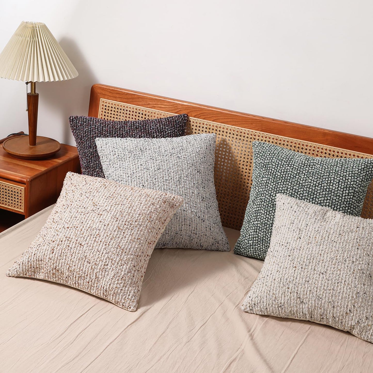 Striped Throw Pillow Covers 20x20 Set of 2 Beige Textured Boucle Chic Morden Boho Accent Farmhouse Square Decorative Couch Pillow Covers for Home Decor Bed Sofa Living Room