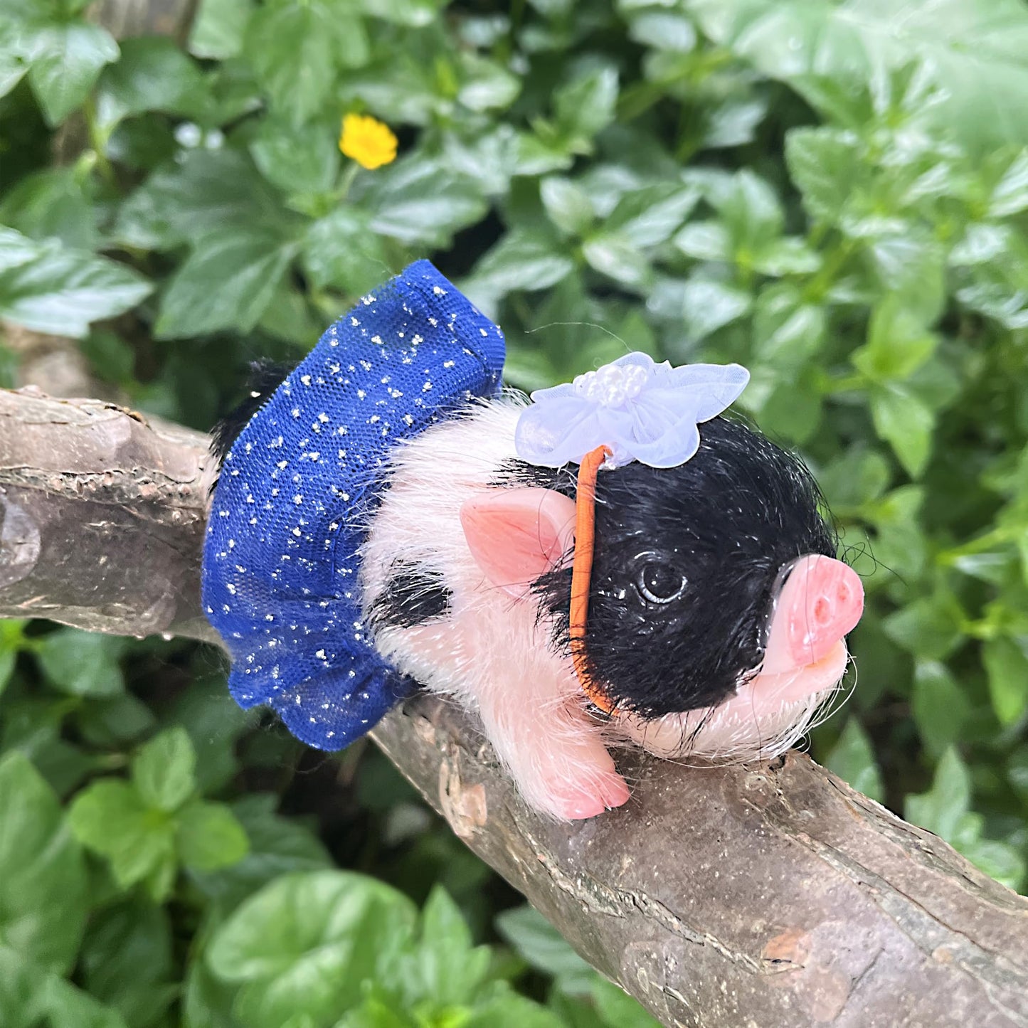 OtardDolls Reborn Piggy Dolls, 5 Inch Full Silicone Soft Lifelike Mini Pig Dolls Mini Realistic Newborn Cute Realistic Animals Pig Toy Gifts for Happy Birthday, Christmas