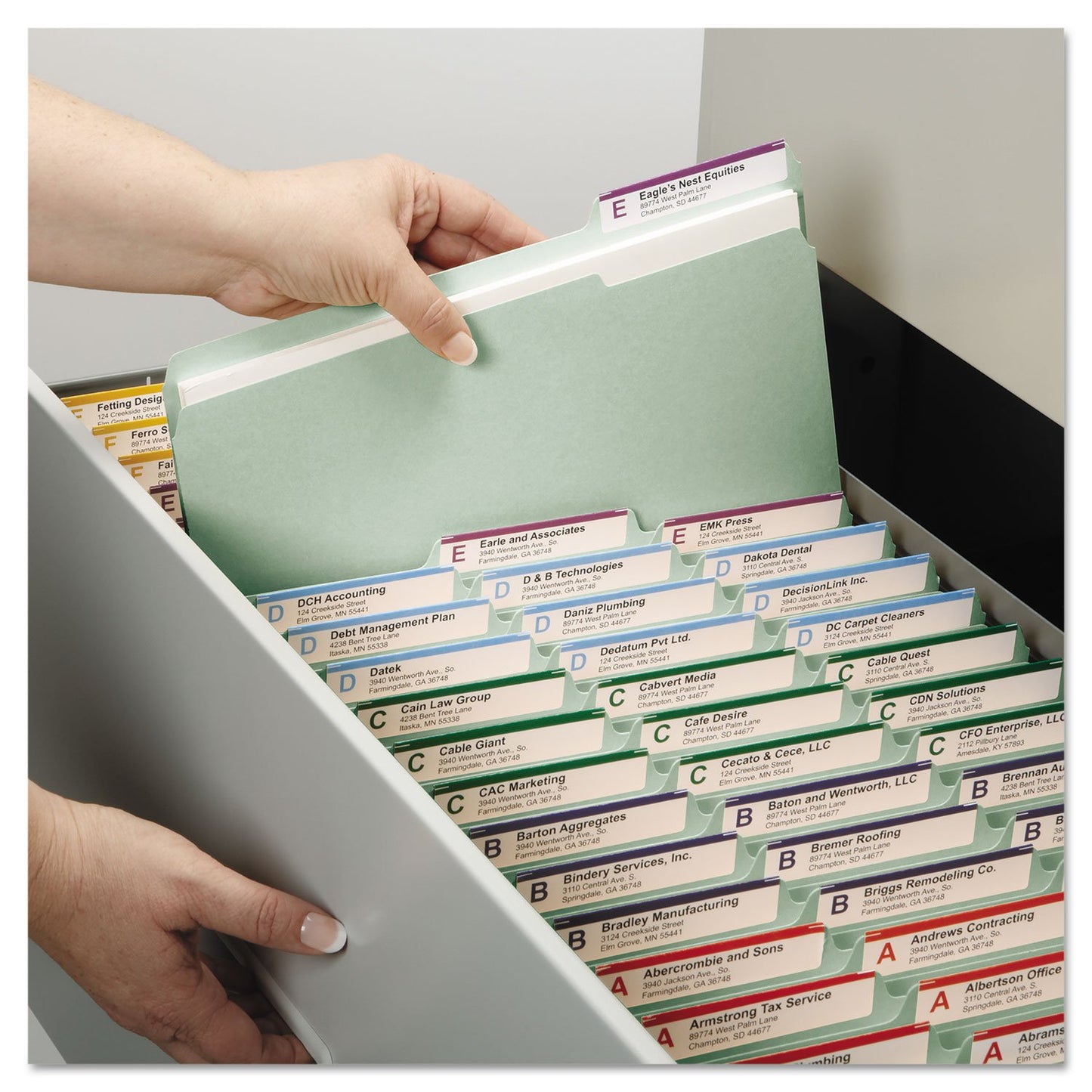 Smead 100% Recycled Pressboard Fastener File Folder, 2 Fasteners, 1/3-Cut Tab, 1" Expansion, Legal Size, Gray/Green, 25 per Box (20003)