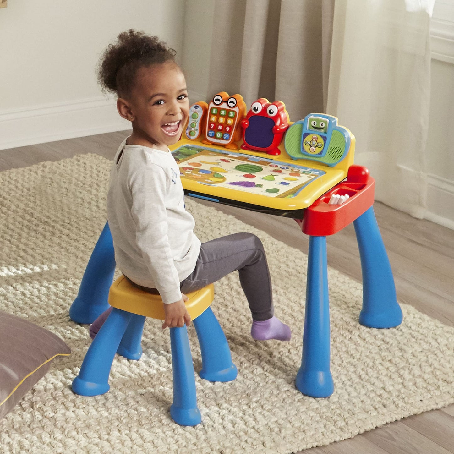 VTech Touch & Learn Activity Desk Deluxe (Frustration Free Packaging - English Version)