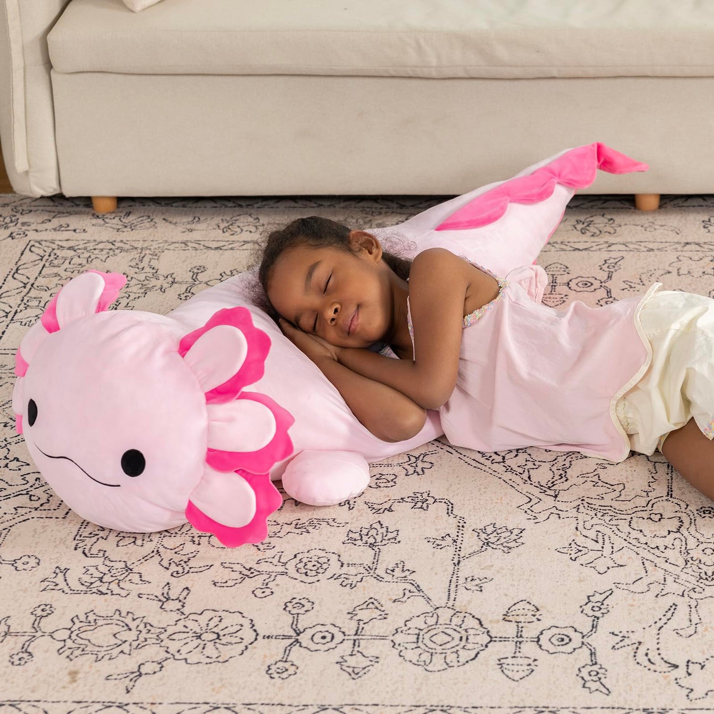 MaoGoLan Giant Axolotl Stuffed Animal, Ultra Soft 47 Inch Pink Salamander Body Pillow Plush, 4 Feet Jumbo Plushie Gift for Kids, Axolotl Lovers, Home Decor