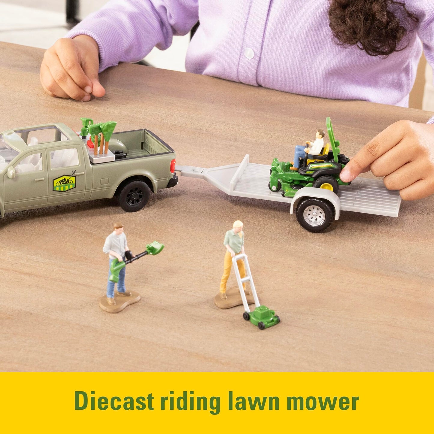 TOMY John Deere Lawn Care Toy Playset - 1:32 Scale - Garden Toys Includes Pick Up Truck Toy, 6 Gardening Tools, Lawn Mowers, and 3 Action Figures - John Deere Toys - 15 Piece - Ages 3 Years and Up