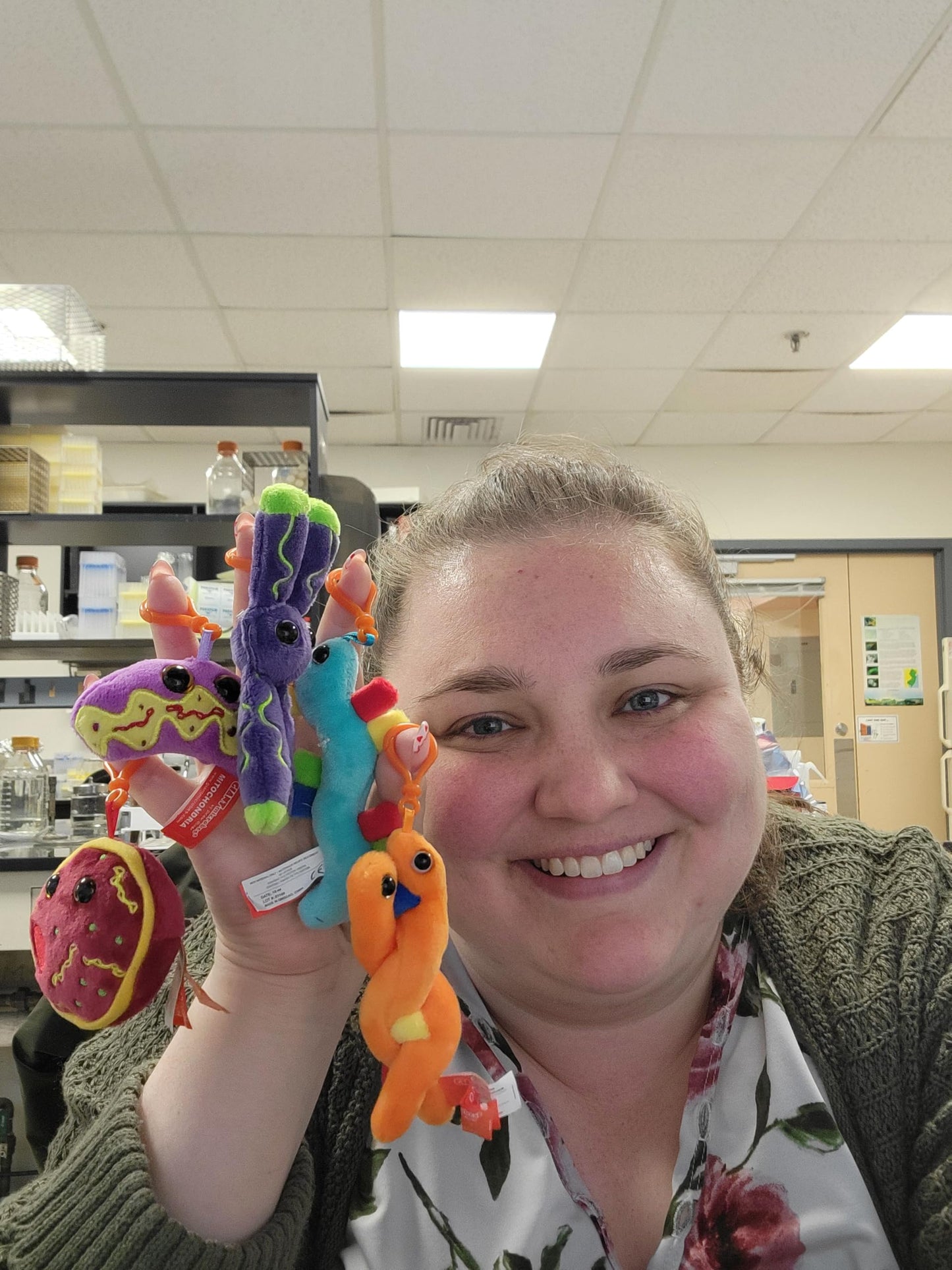 GIANTmicrobes Genetics Gift Box, DNA Gifts, Genetic Counselor & Genealogist Gifts, DNA Plush Keychain, Ancestry Gift