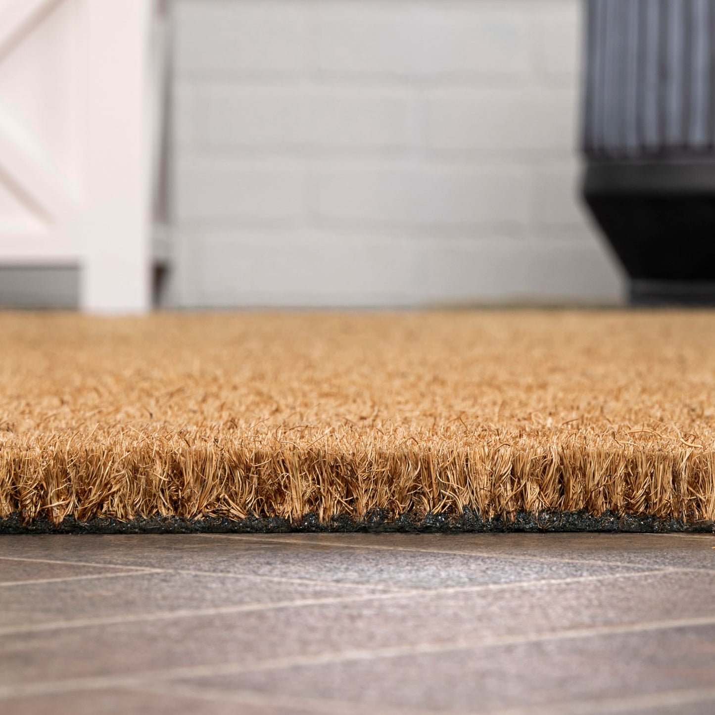 JONATHAN Y CHG100A-24 Peater Classic Casual Commerical Natural Coir Light Brown 2 ft. x 4 ft. Doormat for Entrance, Front Door, Entryway