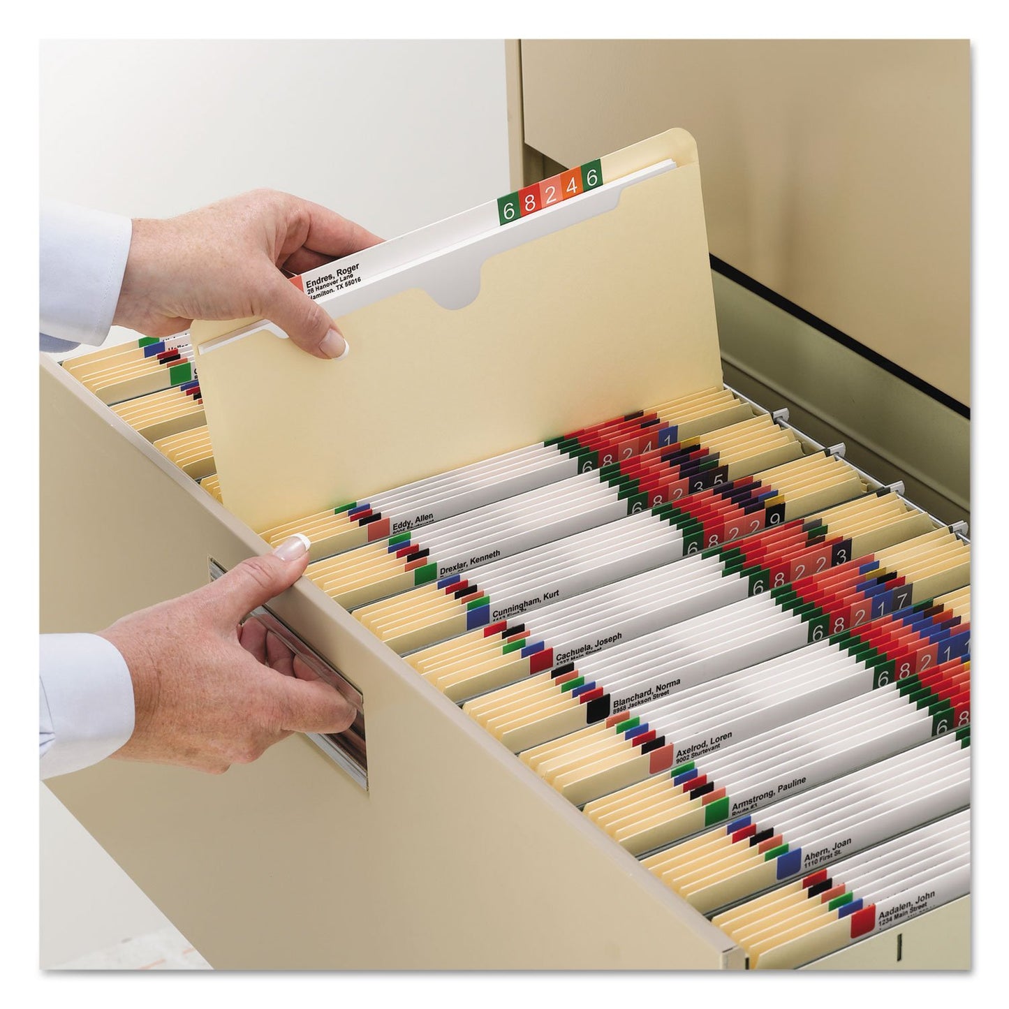 Smead File Jacket, Reinforced Straight-Cut Tab, 1-1/2" Expansion, Letter Size, Manila, 50 per Box (75540)