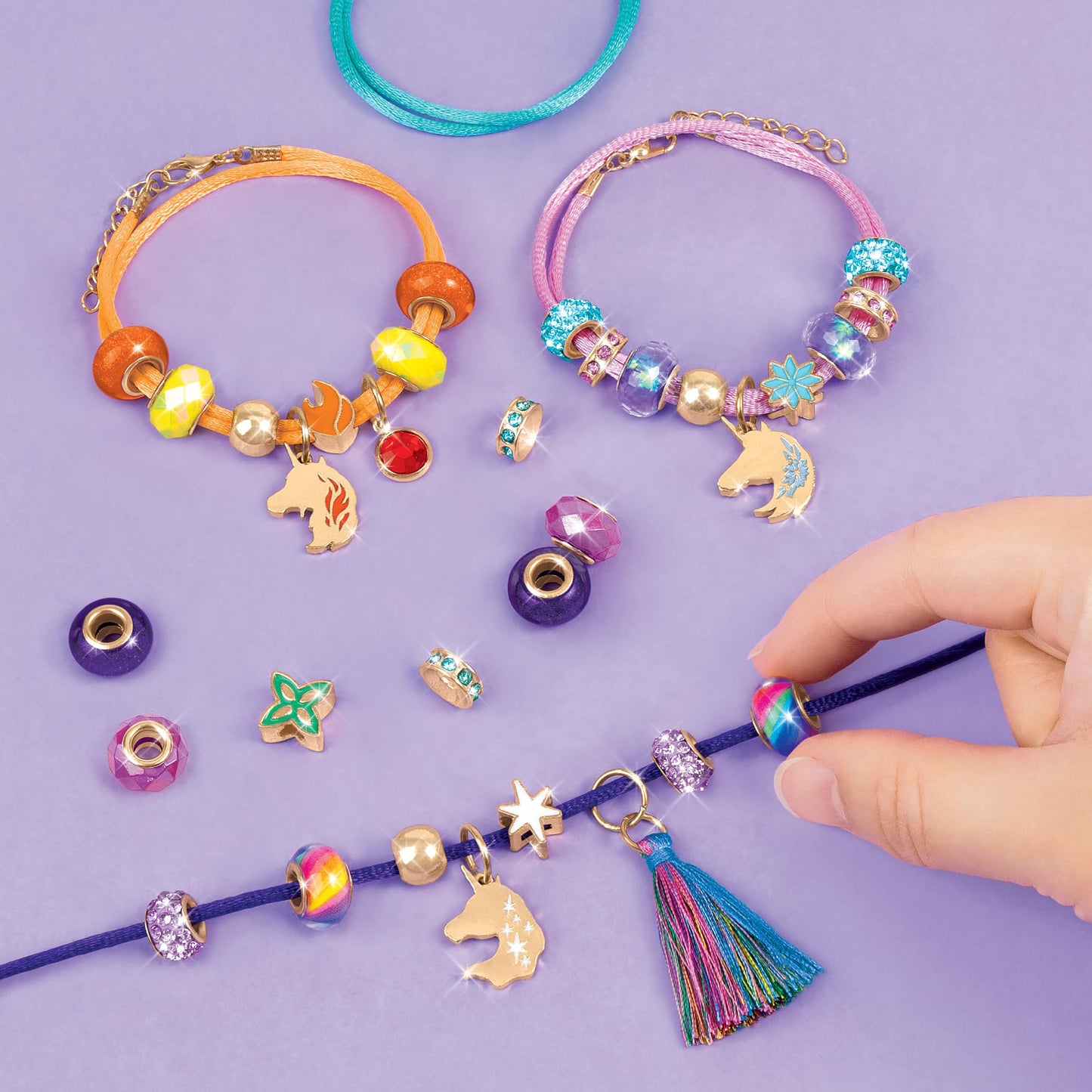 UNICORN ACADEMY ENCHANTED UNICORN CHARM BRACELET KIT