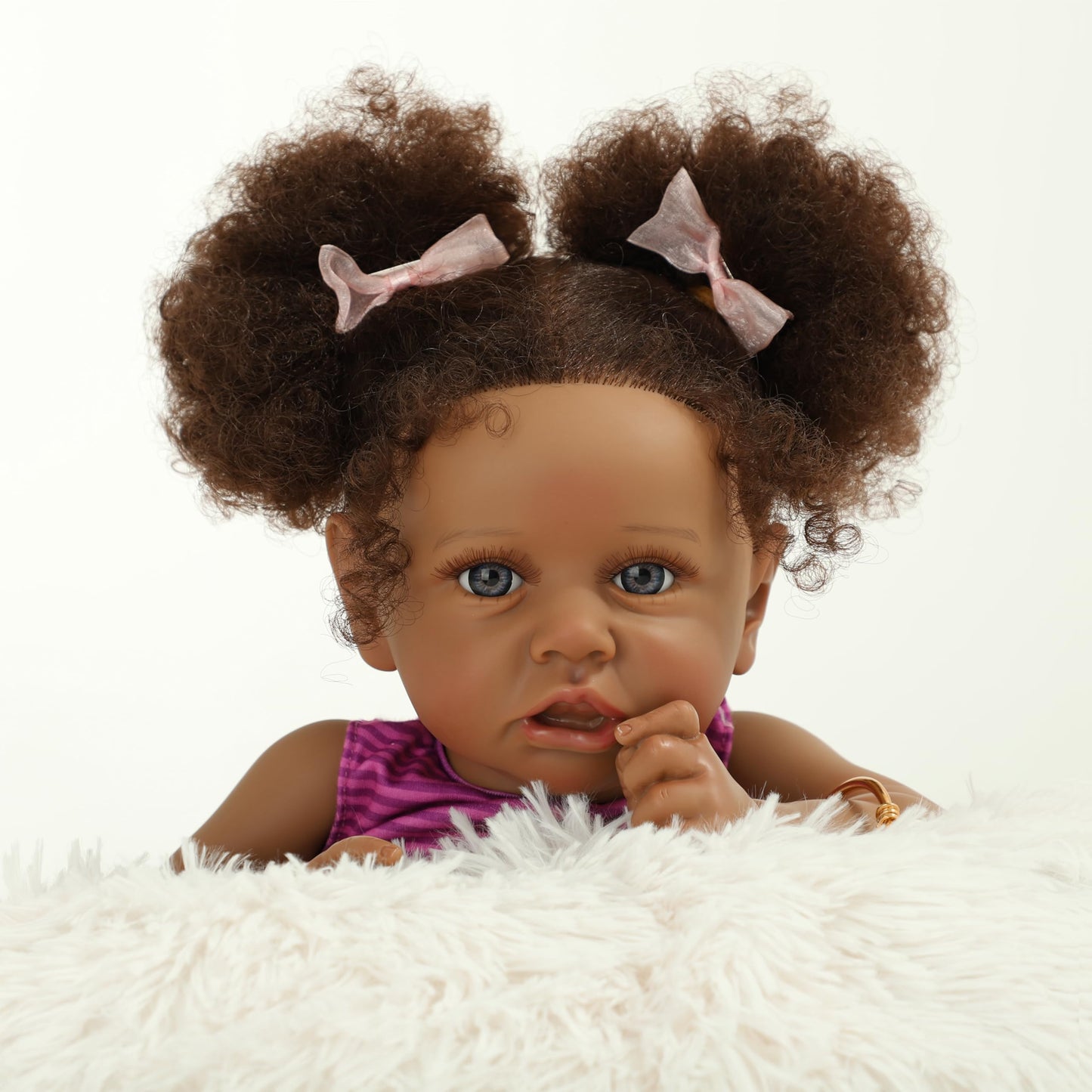 Kdudgso Realistic Reborn Baby Doll Black - 22 inch African Americans Lifelike Newborn Bebe Doll Girl Caramel Skin Real Life Like Baby Dolls with Birth Certificate & Feeding Kit Gifts for Kids Age 3+