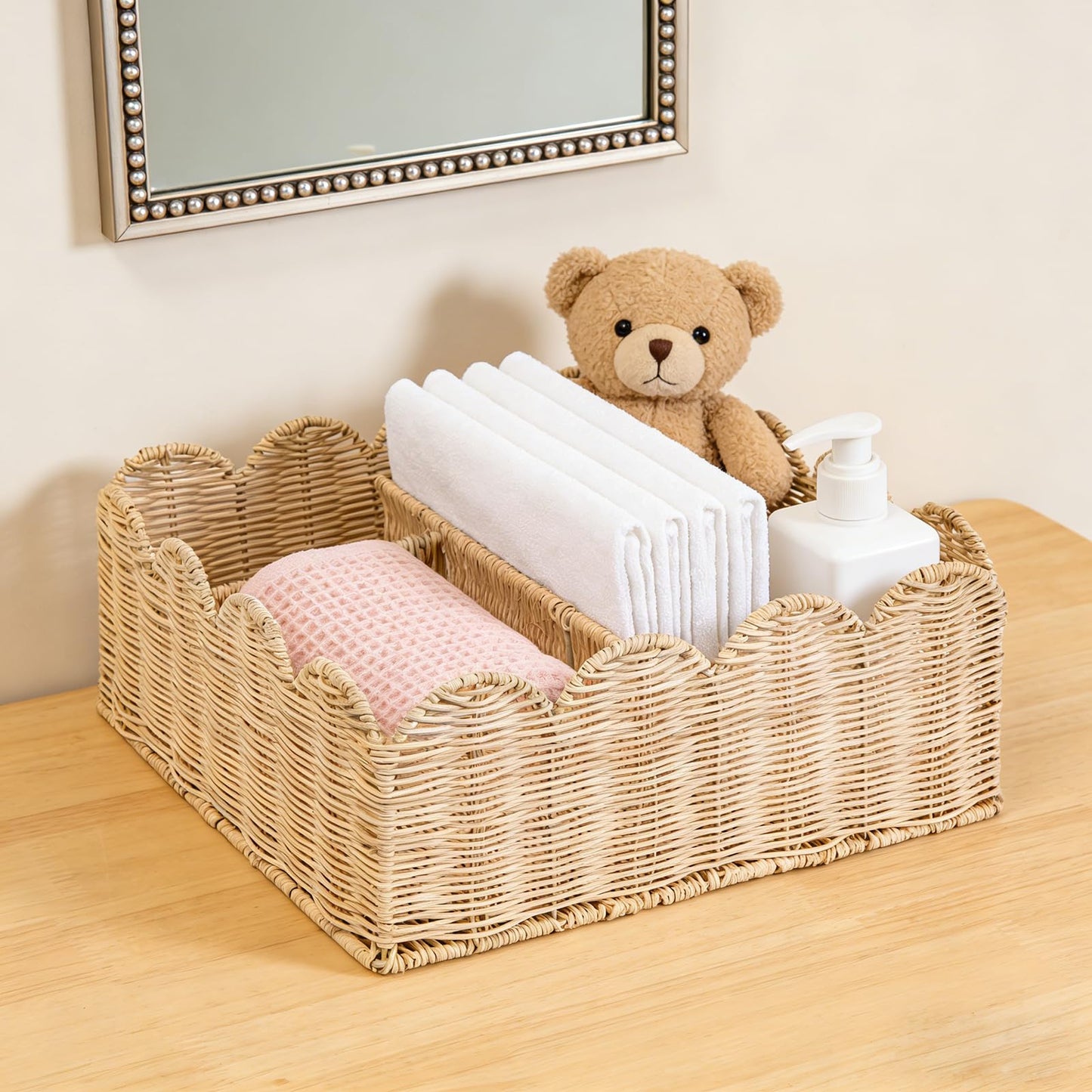 Quincry Rattan Divided Scalloped Basket,Wicker Diaper Caddy Scalloped Baske,Woven Natural Basket with 4 Dividers,Suitable for Baby Rooms, Bathrooms, Bedrooms (Rattan)