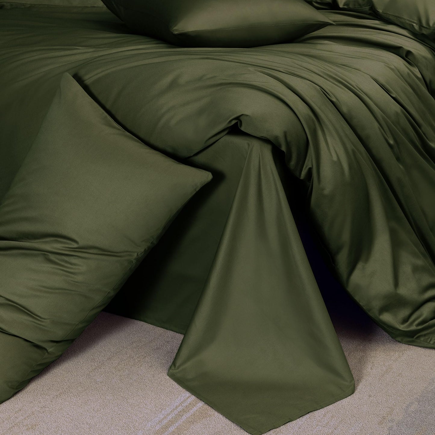 MooMee Duvet Cover Set 100% Extra Long Staple Cotton 600 Thread Count Silky Sateen Smooth Luxury Soft Breathable Durable Hotel Quality Bedding, 3 Pieces (Olive Green, Queen 90"x90")