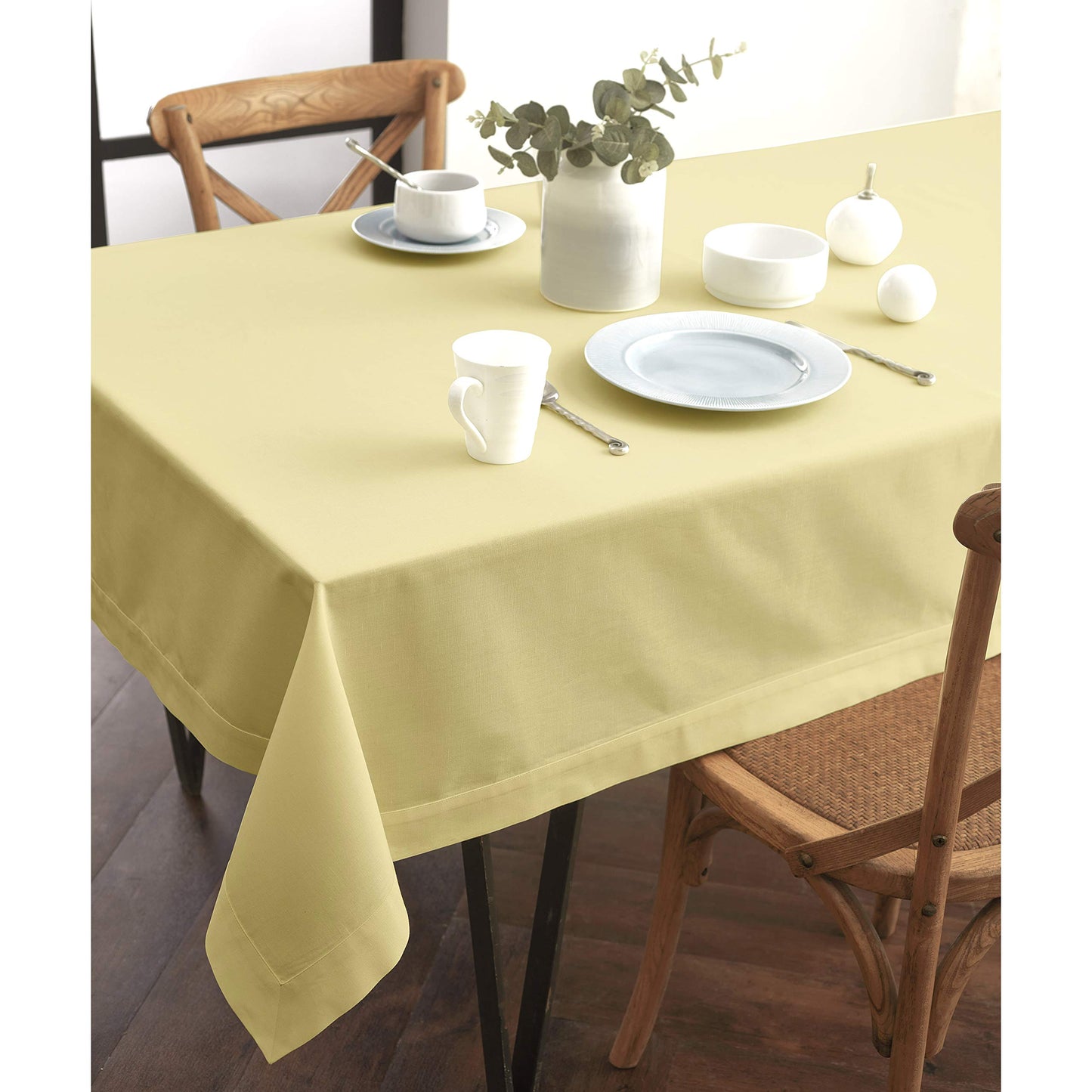 Solino Home Yellow Tablecloth 60 x 84 Inch - Dru Cotton Linen Table Cloth for Rectangle Tables - Machine Washable Tablecloth for Summer