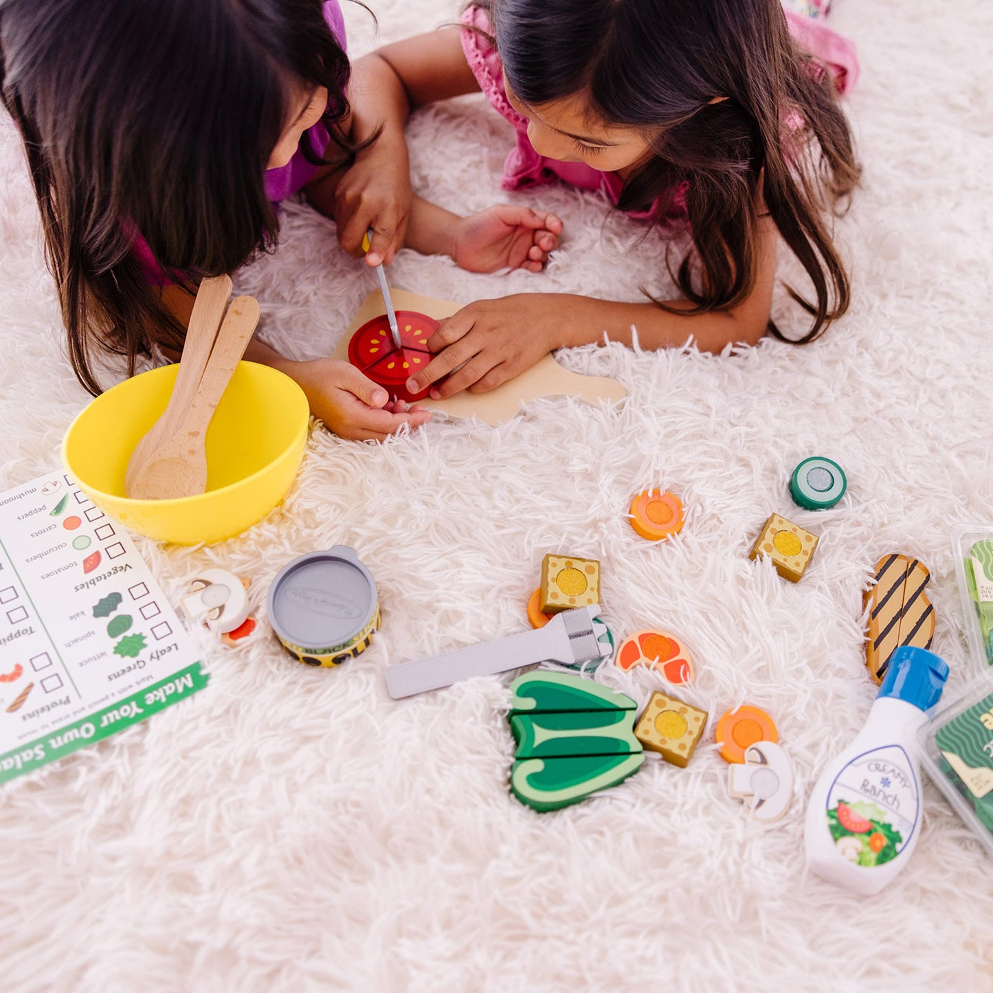 Melissa & Doug Slice and Toss Salad Play Food Set – 52 Wooden and Felt Pieces, GreenWooden Pretend Food, Play Kitchen Accessories for Kids Ages 3+