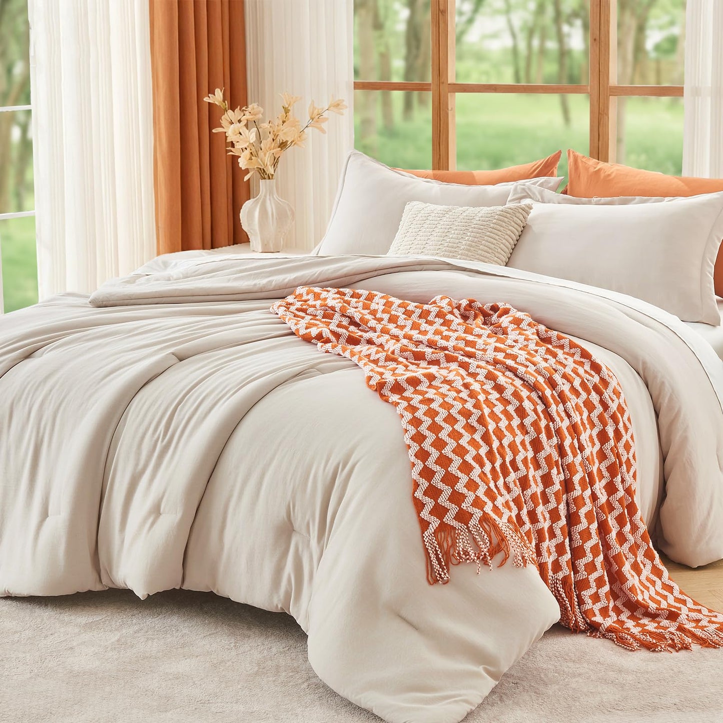 MUXHOMO Beige California King Comforter Set, All Season Ultra Soft Down Alternative Bedding - 3 Piece Lightweight Bed Set Includes 1 Comforter (104"x96") and 2 Pillow Shams (20"x36")