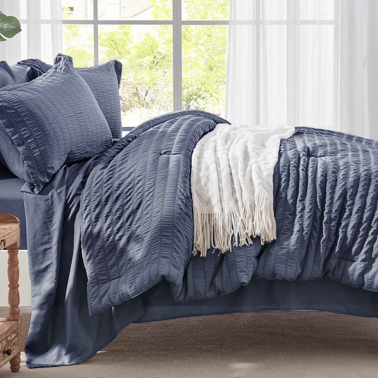 Zzlpp Twin Bedding Set 5 Pieces, Greyish Blue Seersucker, All Season Comforter Set with 1 Comforter, 1 Pillow Sham, 1 Pillowcase, 1 Flat Sheet, 1 Fitted Sheet