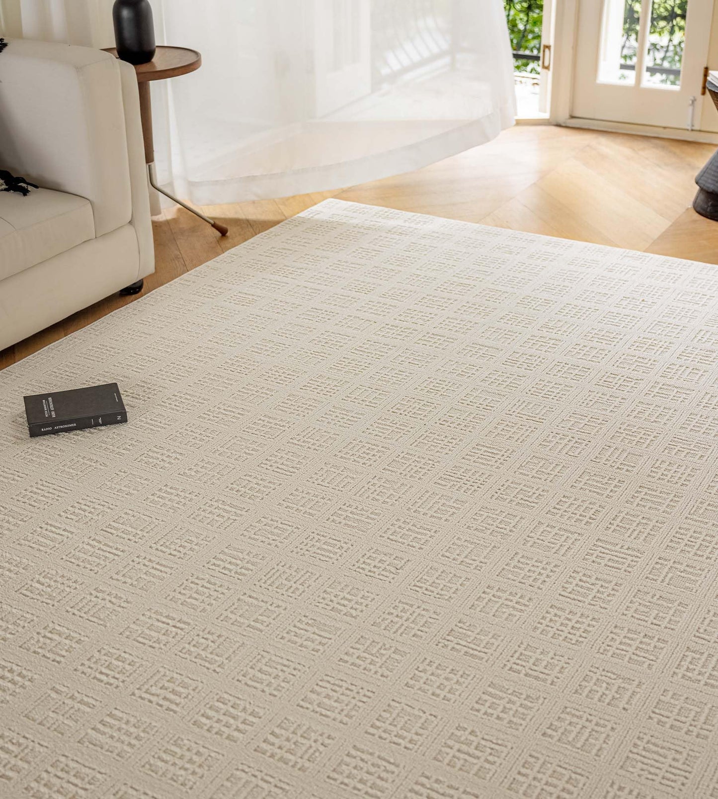 jxgzyy 5x7 Beige Area Rug, Solid Cream Textured Rugs for Bedroom, Neutral Ivory Aesthetic Carpet, Off White Rug for Kitchen Dining Room, Stain Resistant (Beige, 6'7" x 4'7")