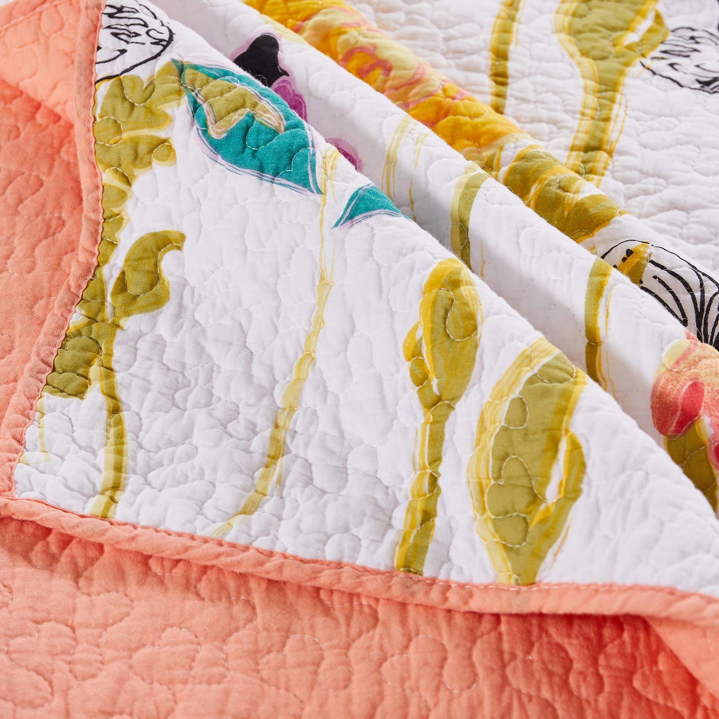 Greenland Home - GL-1408AMSQ Watercolor Dream Quilt Set, 3-Piece Full/Queen, White
