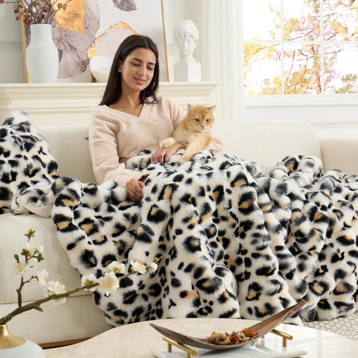 Cozy Bliss Leopard Print Faux Fur Throw Blanket for Couch, Fuzzy Soft Plush Thick Bubble Cheetah Blanket for Sofa Bedroom Living Room, 50x60 Inches