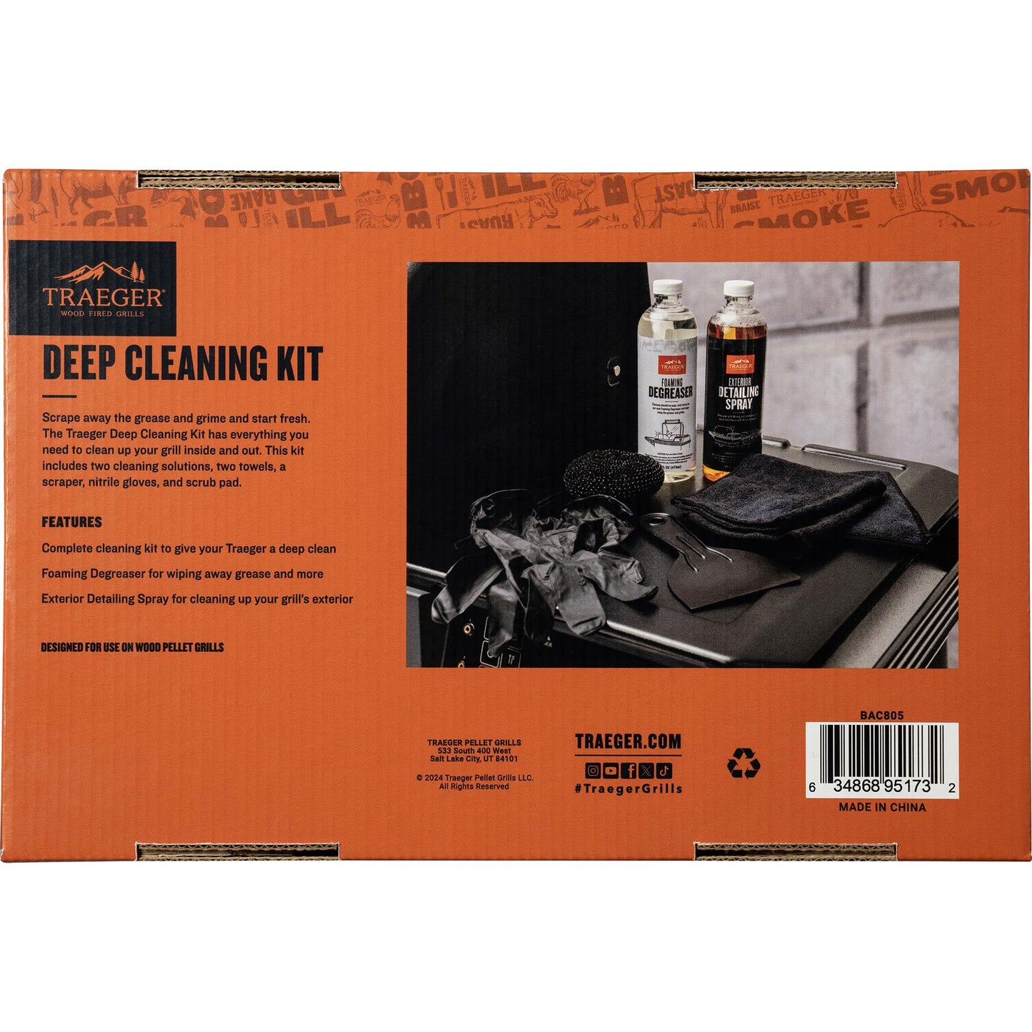 Traeger Grills Deep Cleaning Kit - Exterior Detailing Spray (16oz), Foaming Degreaser (16oz), Grill Scraper & Pad, Microfiber Towels, Nitrile Gloves - Tools for cleaning Grill, Smoker, Oven, Griddle