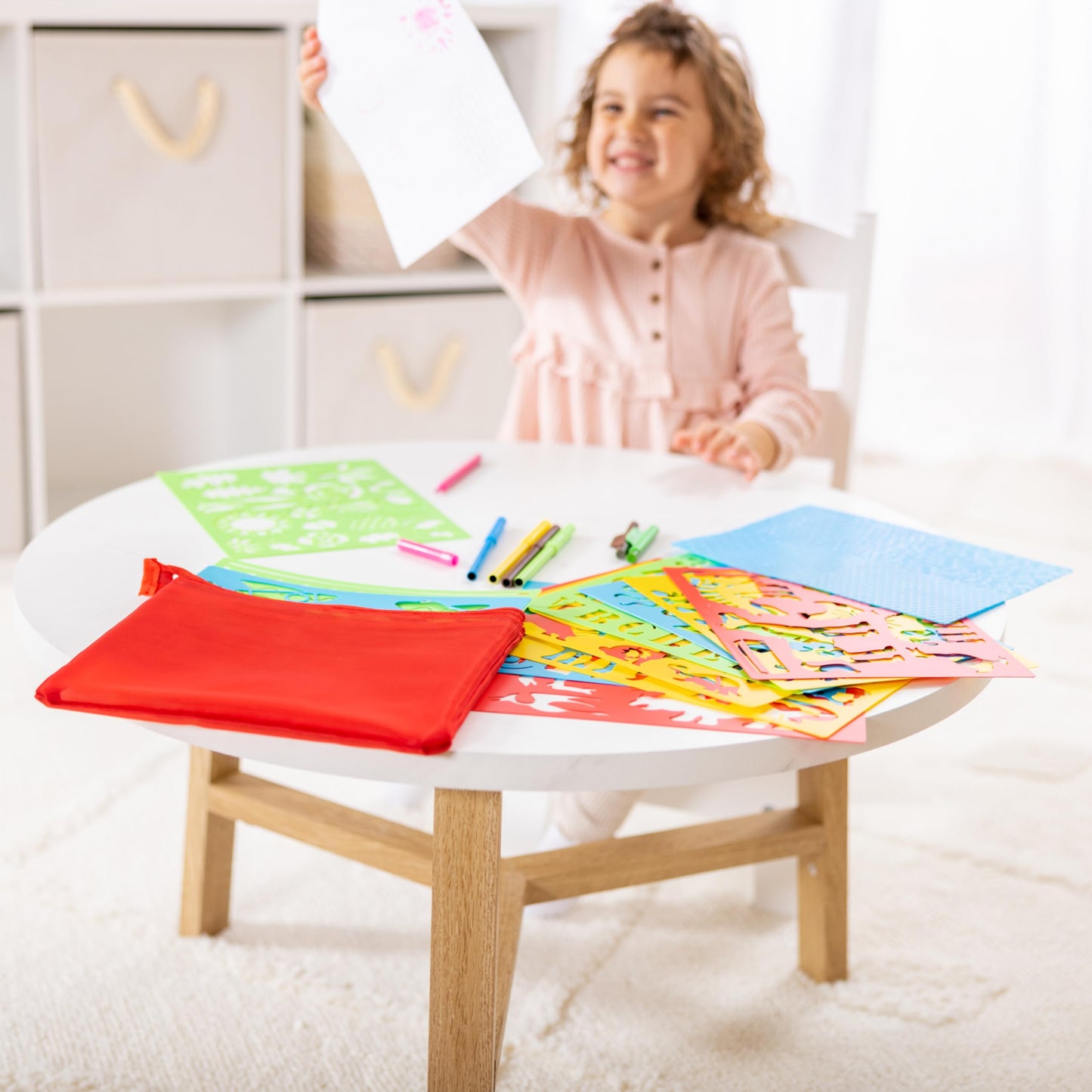 Melissa & Doug Created by Me! Stencil Art Coloring Activity Kit in Storage Pouch - 170+ Designs, 6 Markers, 2 Crayons, Paper - FSC Certified