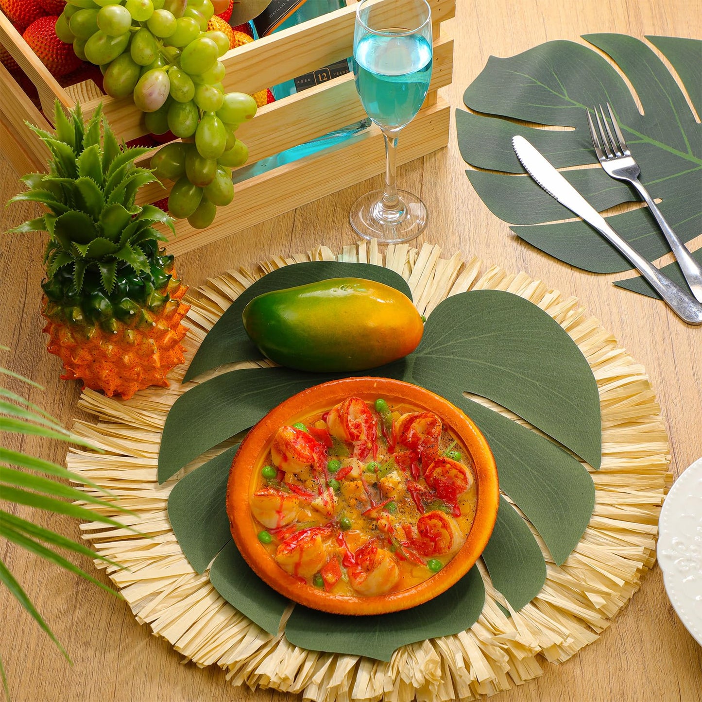Sunnychicc 24 Pack Luau Placemats and Palm Placemat, Round Luau Fringe Place Mats Tropical Palm Leaf Place Mats Bulk Summer Hawaiian Plate Chargers Table Placemats Tropical Party Supplies