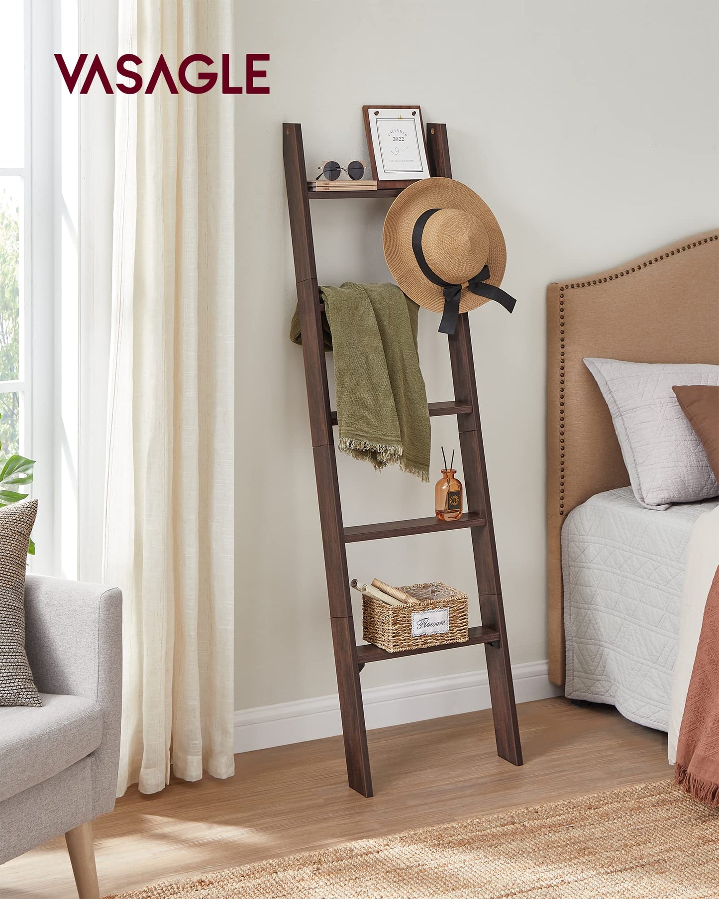 VASAGLE Blanket Ladder Decorative Farmhouse for The Living Room, 5-Tier Ladder Shelf, Ladder Rack for Storage and Decor, Maroon Brown ULLS018T51